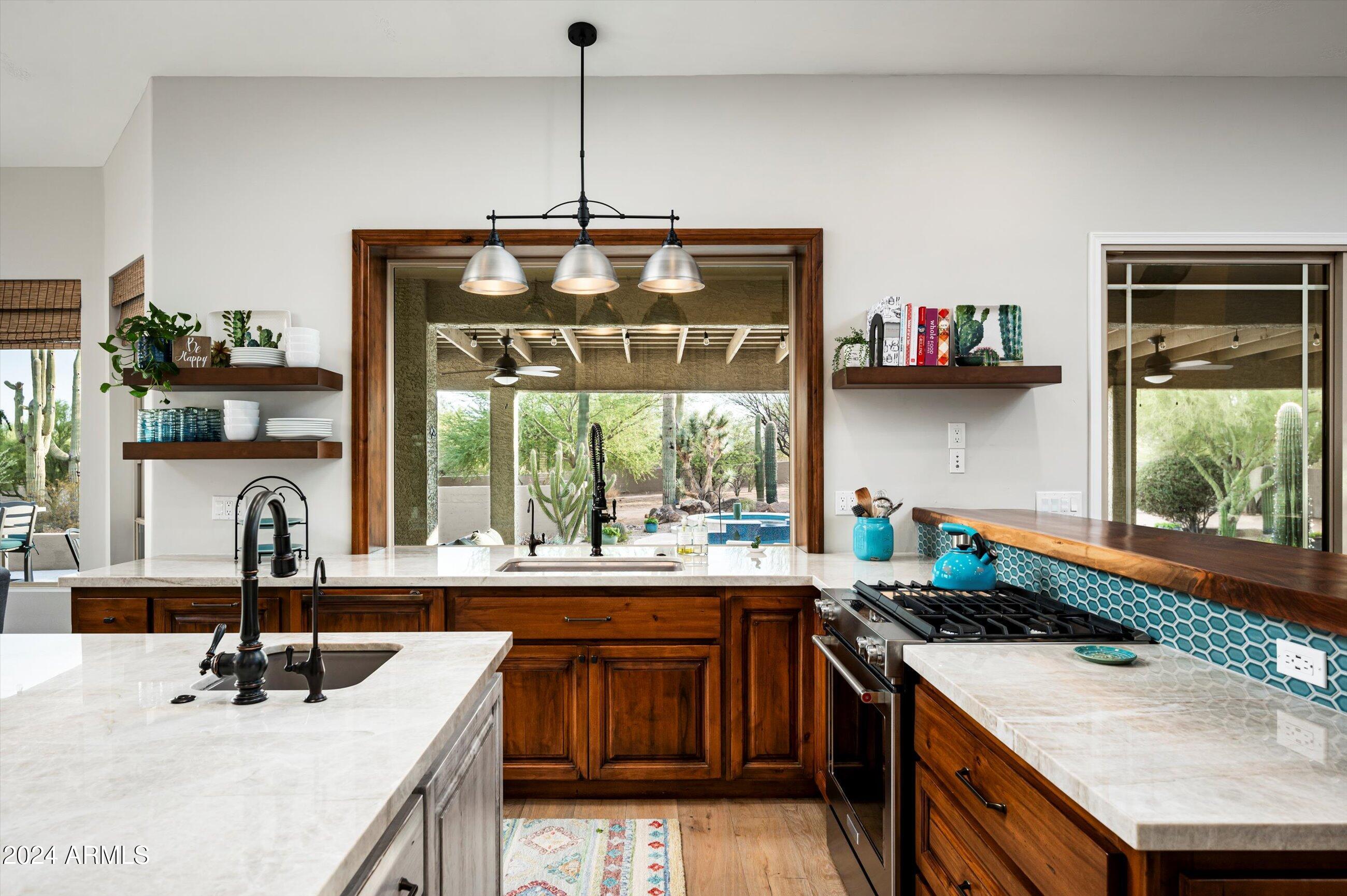 8667 E LARIAT Lane