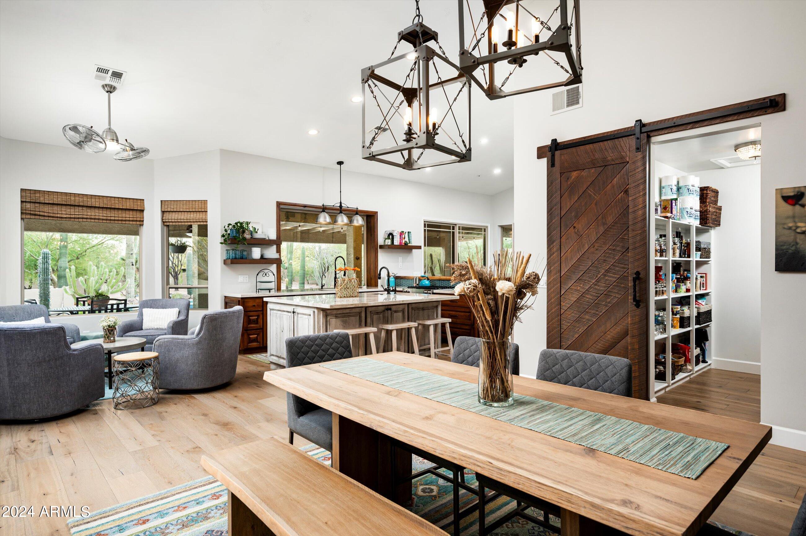 8667 E LARIAT Lane