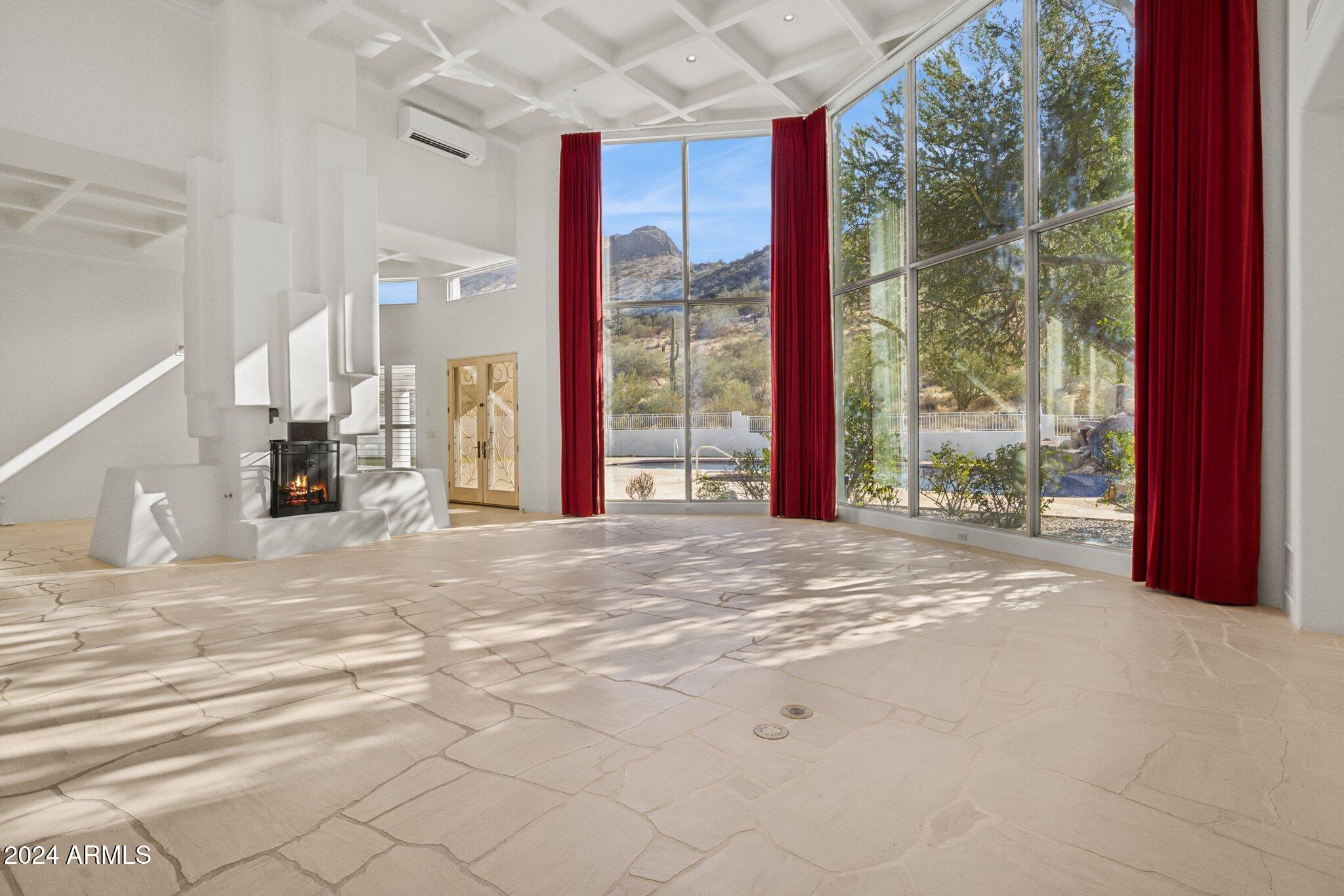 10225 E FOOTHILLS Drive
