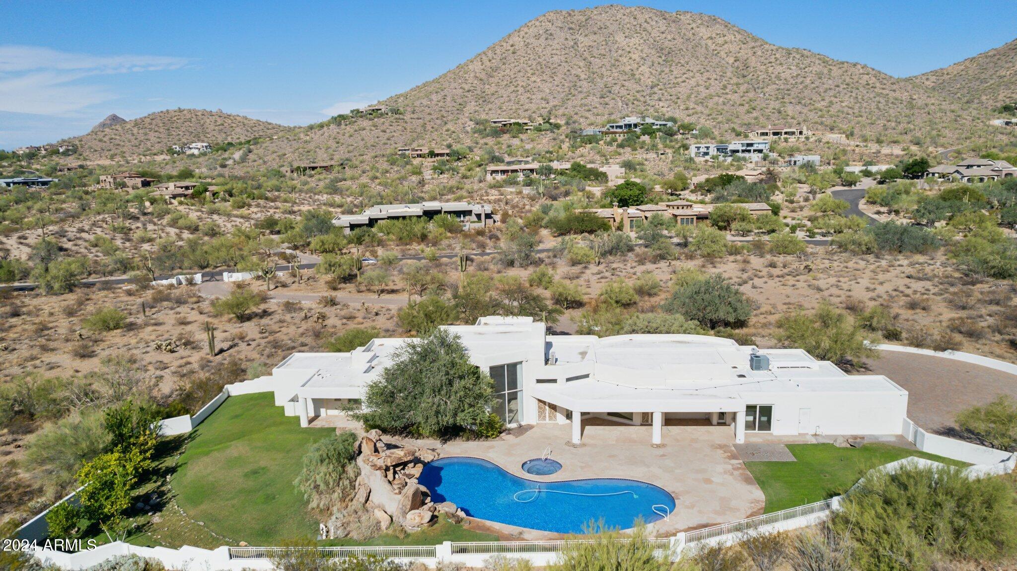 10225 E FOOTHILLS Drive
