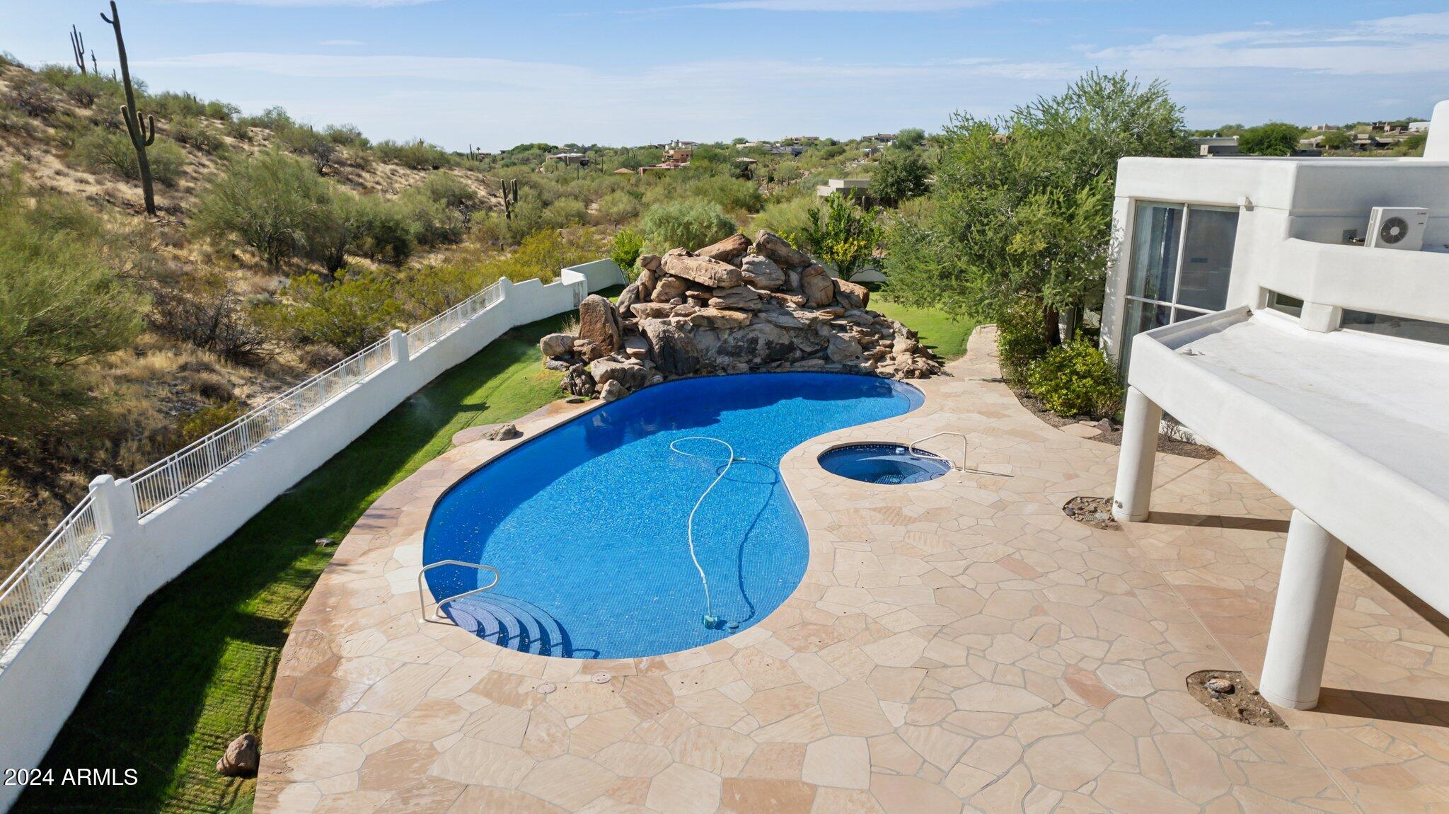 10225 E FOOTHILLS Drive