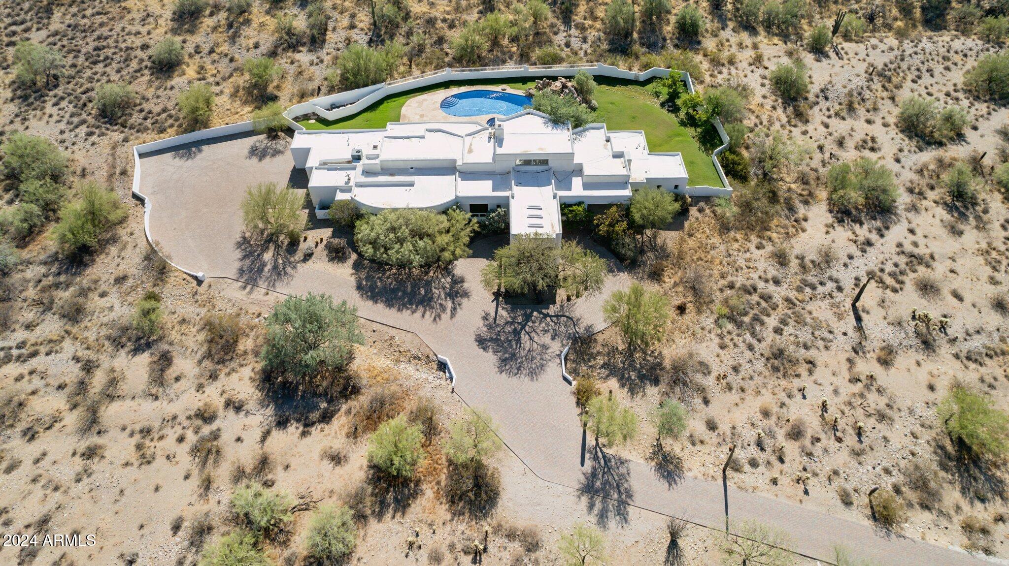 10225 E FOOTHILLS Drive