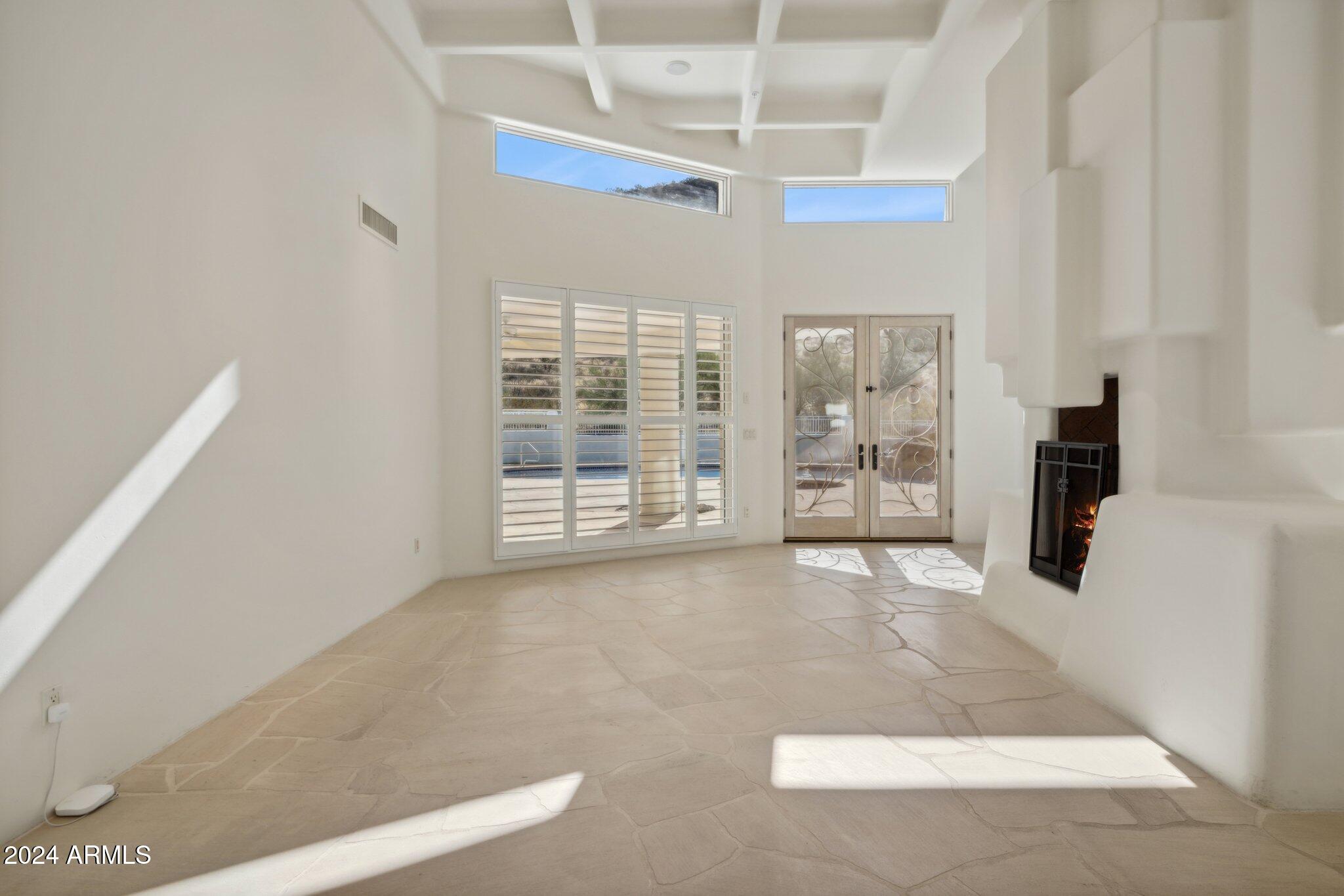 10225 E FOOTHILLS Drive