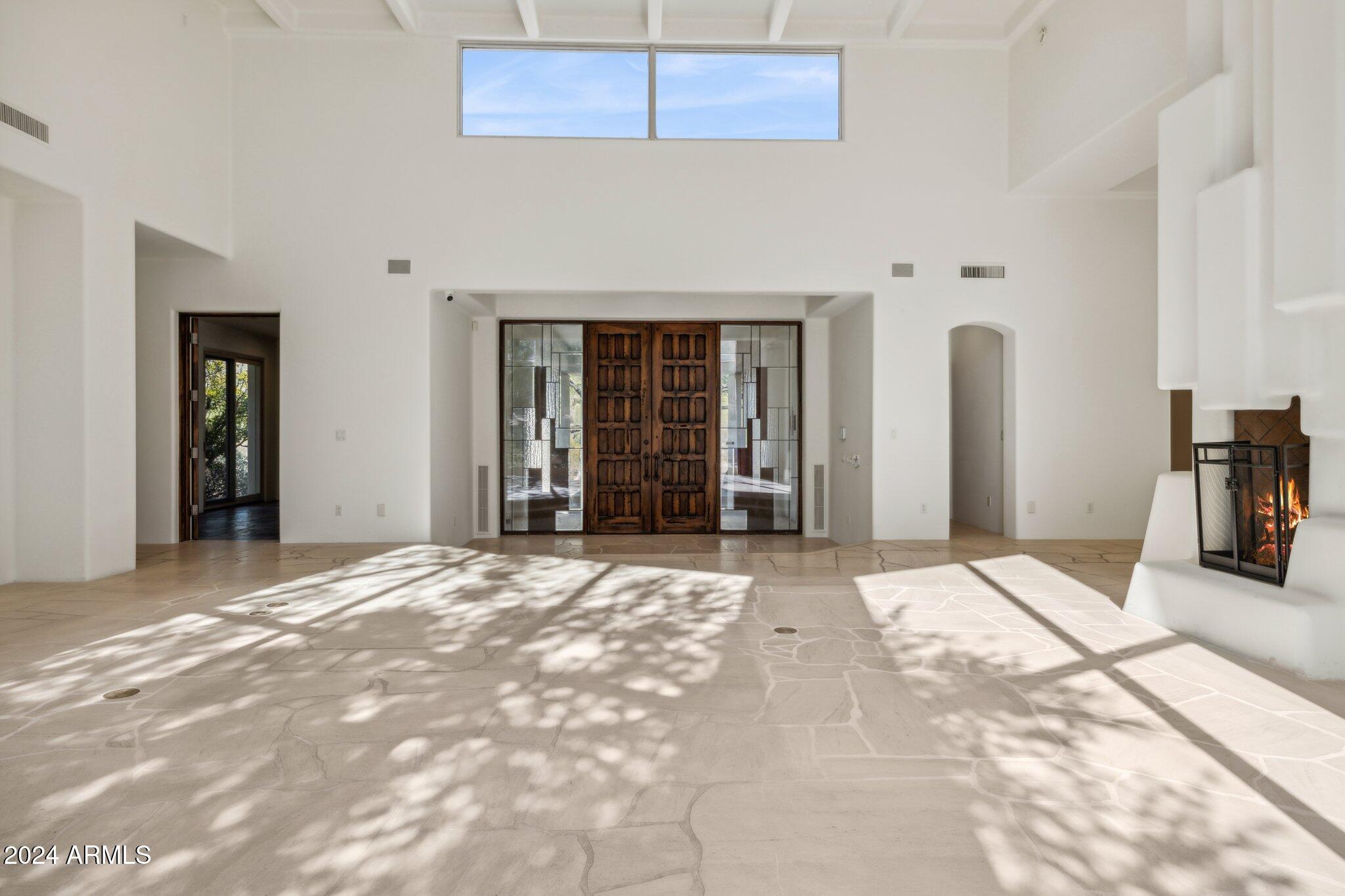 10225 E FOOTHILLS Drive