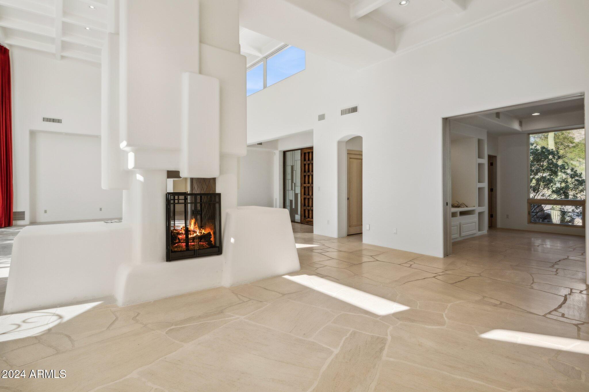 10225 E FOOTHILLS Drive
