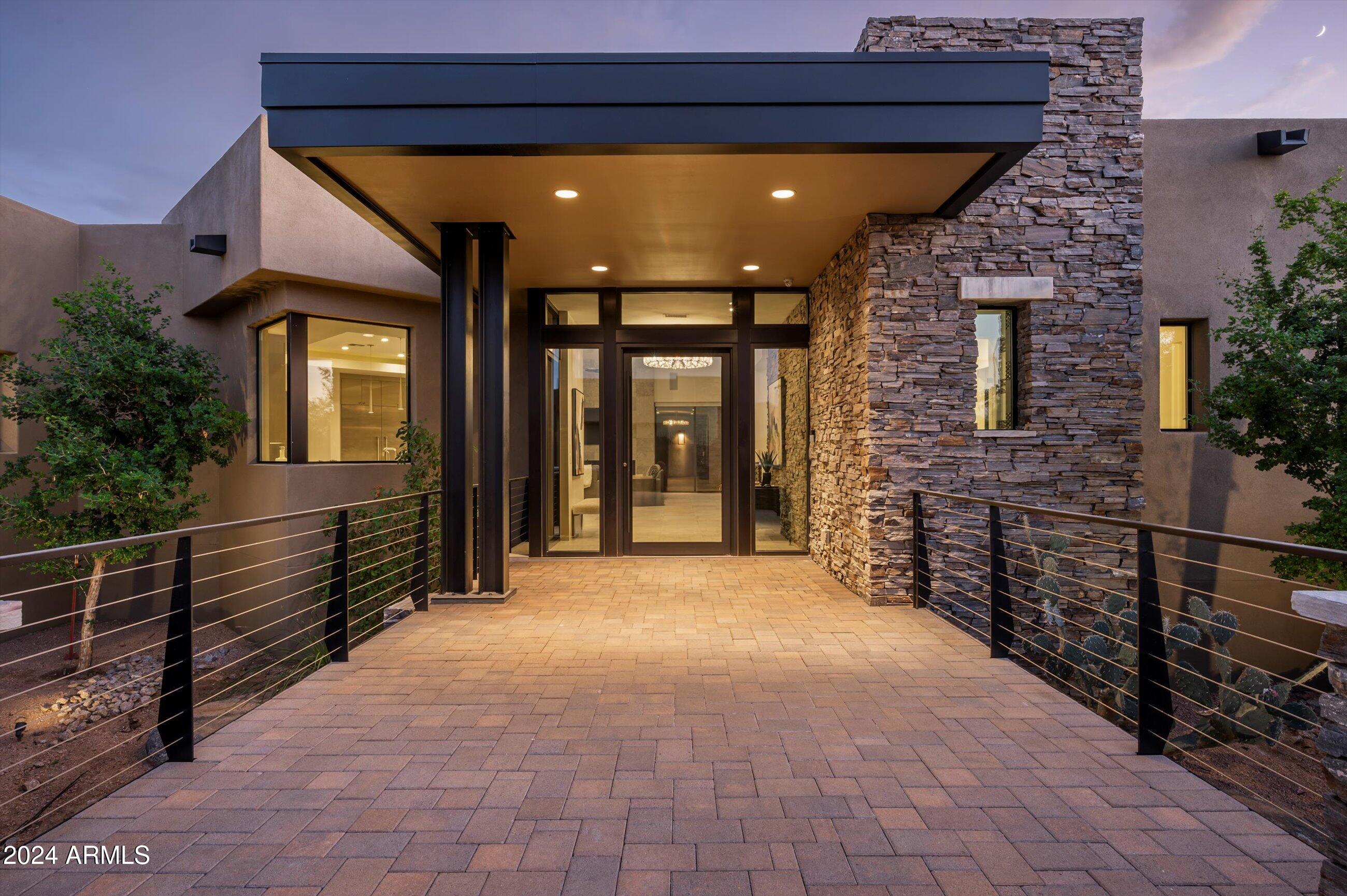 9277 E HAPPY HOLLOW Drive