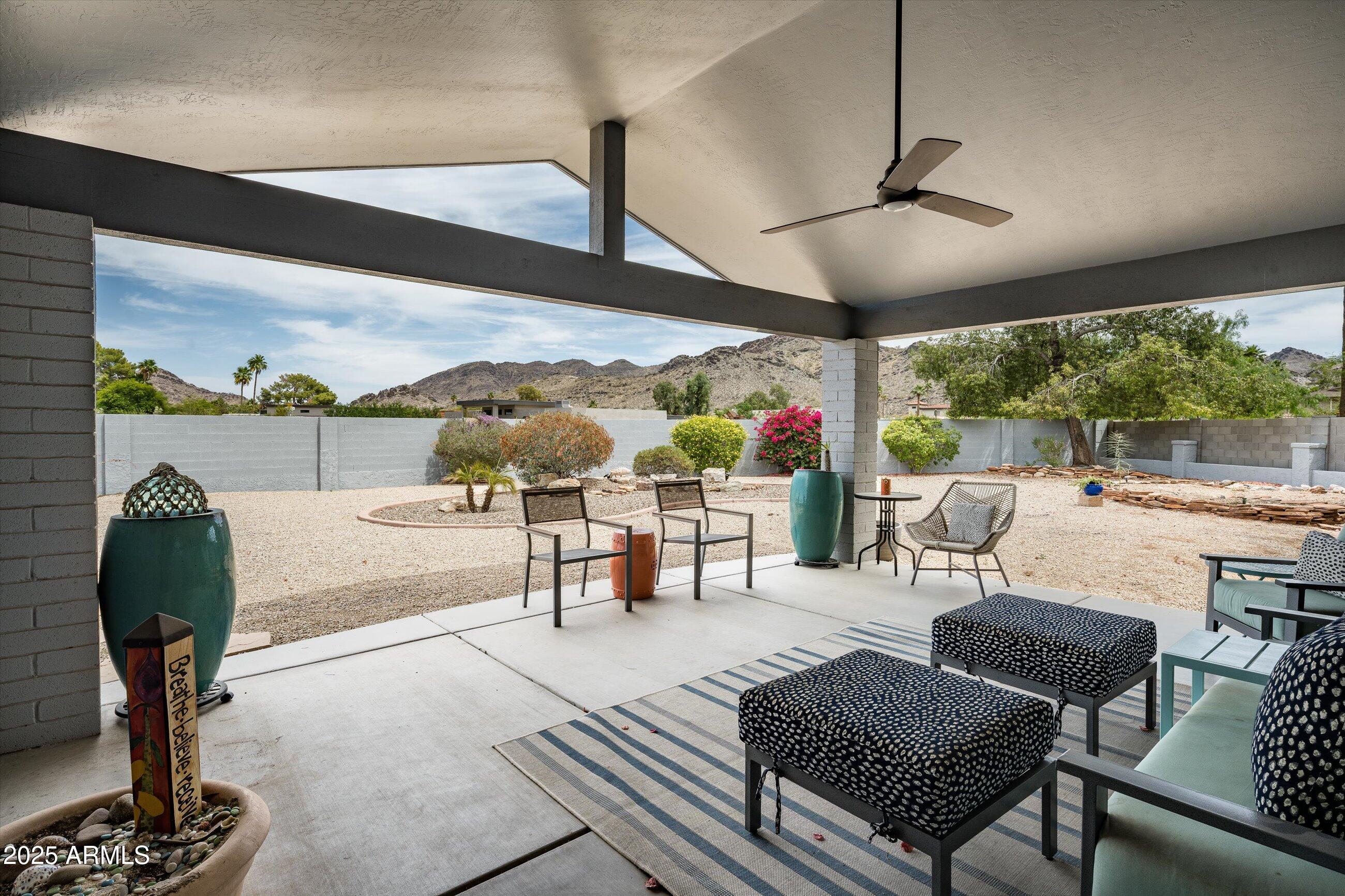 9039 N CONCHO Lane