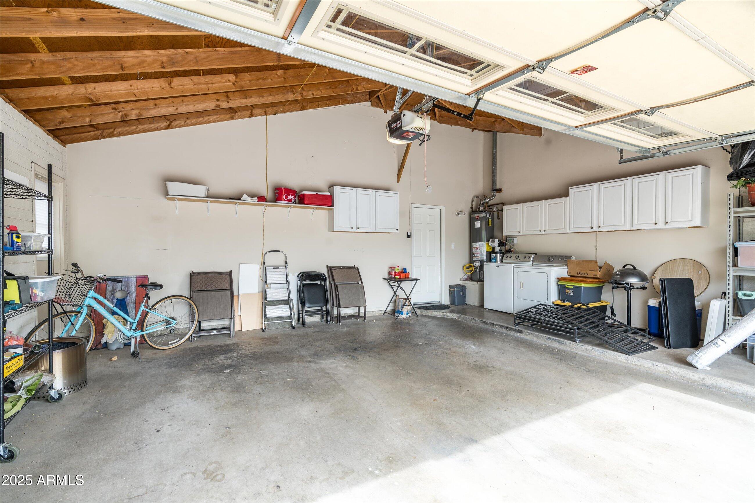 9039 N CONCHO Lane