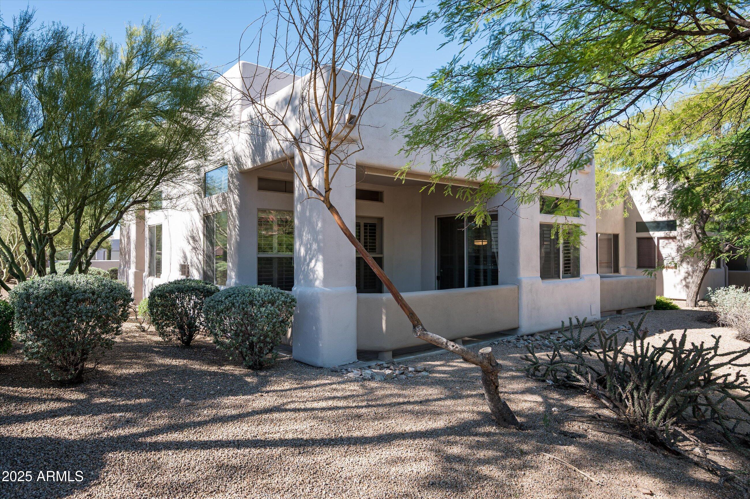 7402 E HUM Road 5