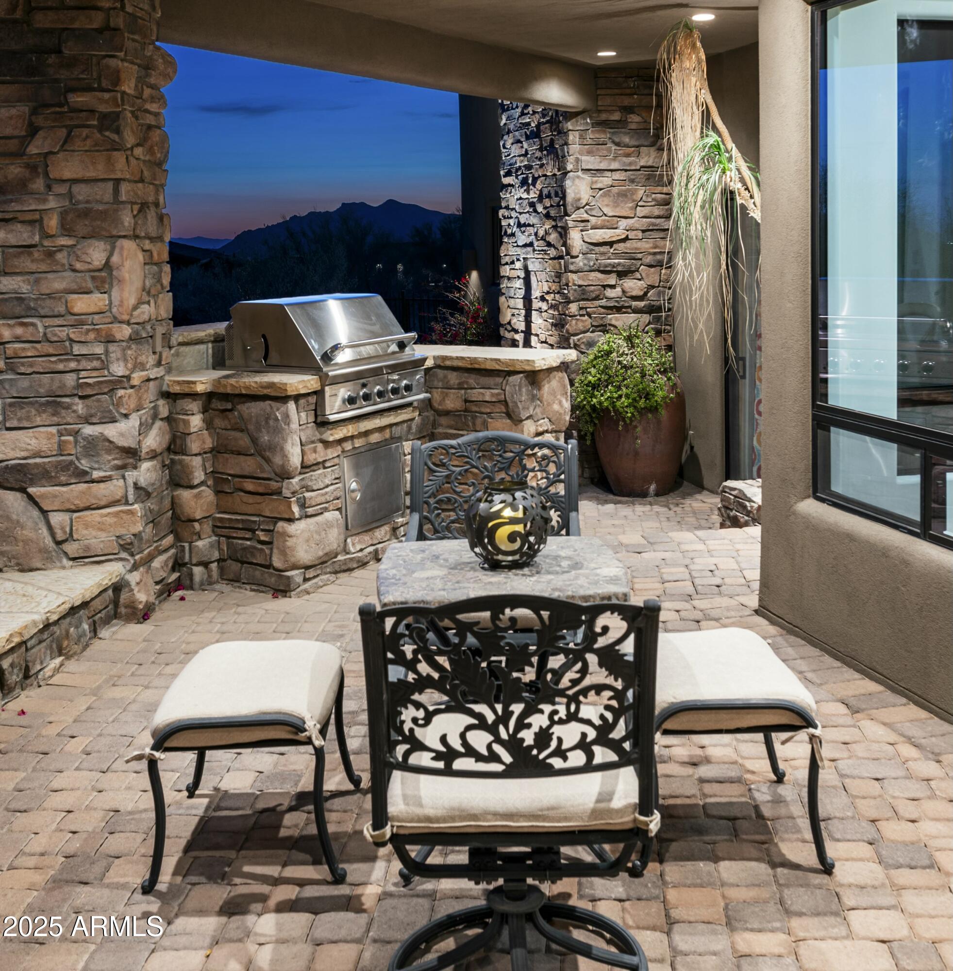 9889 E HIDDEN VALLEY Road