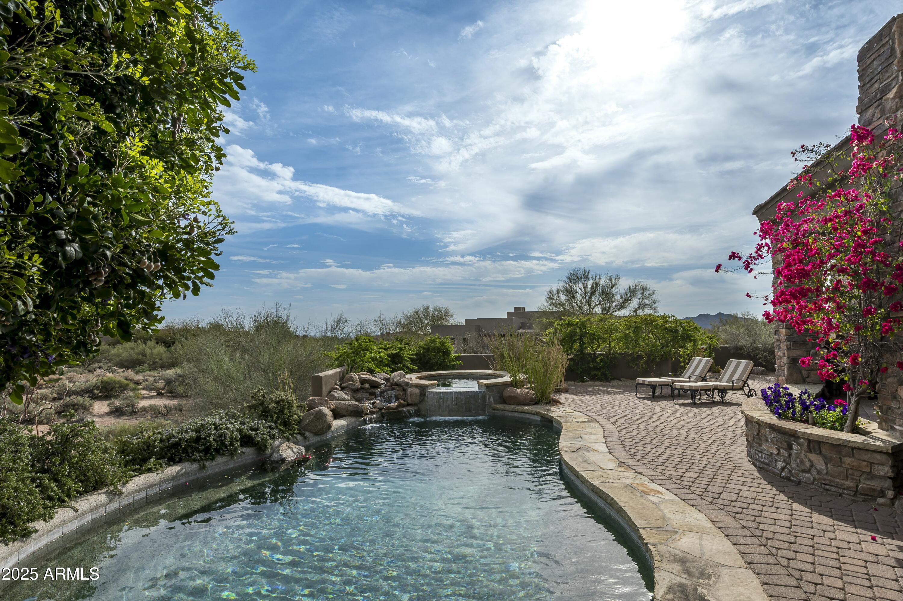 9889 E HIDDEN VALLEY Road