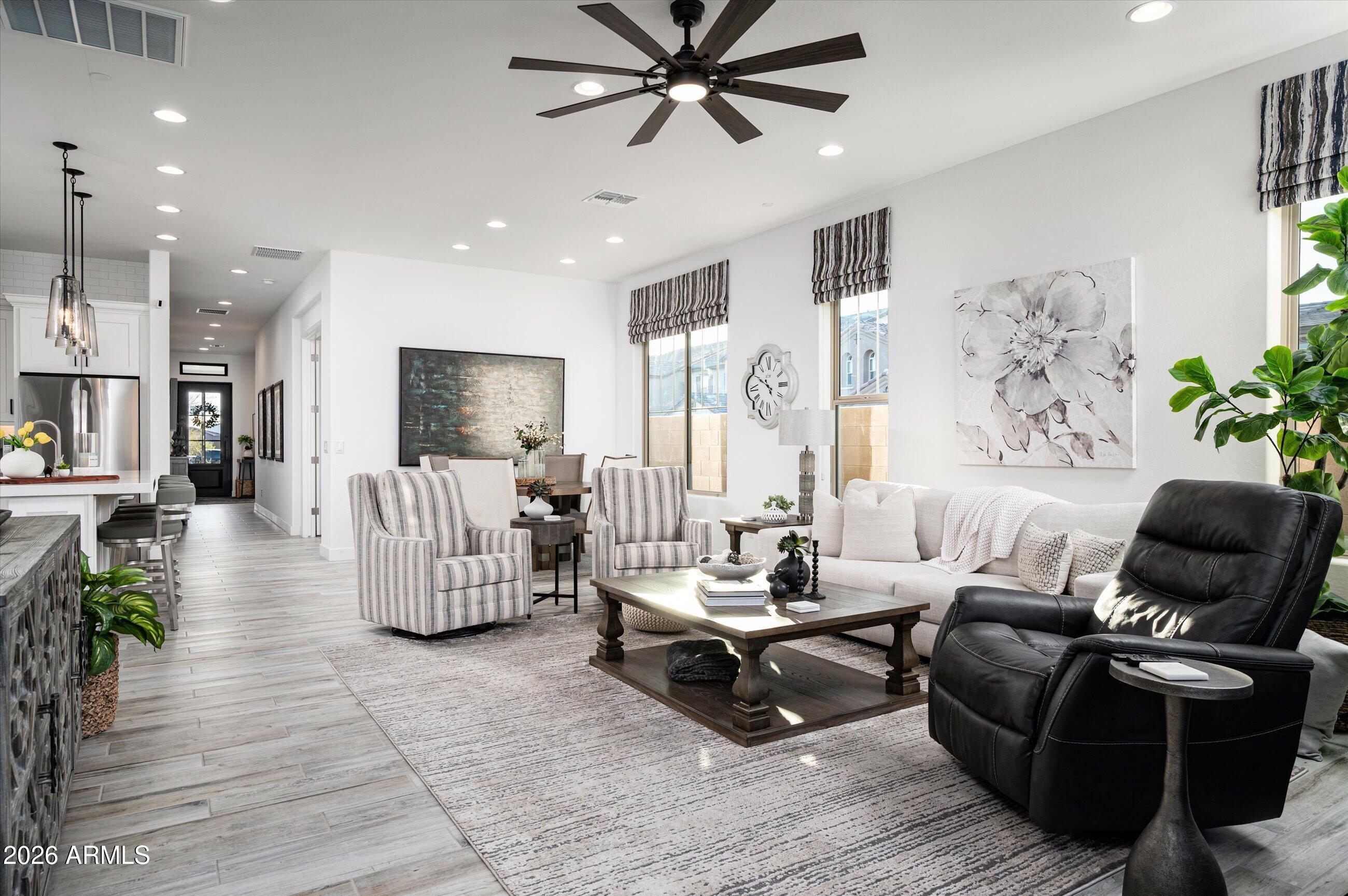 6138 E VIA DEL SOL Drive