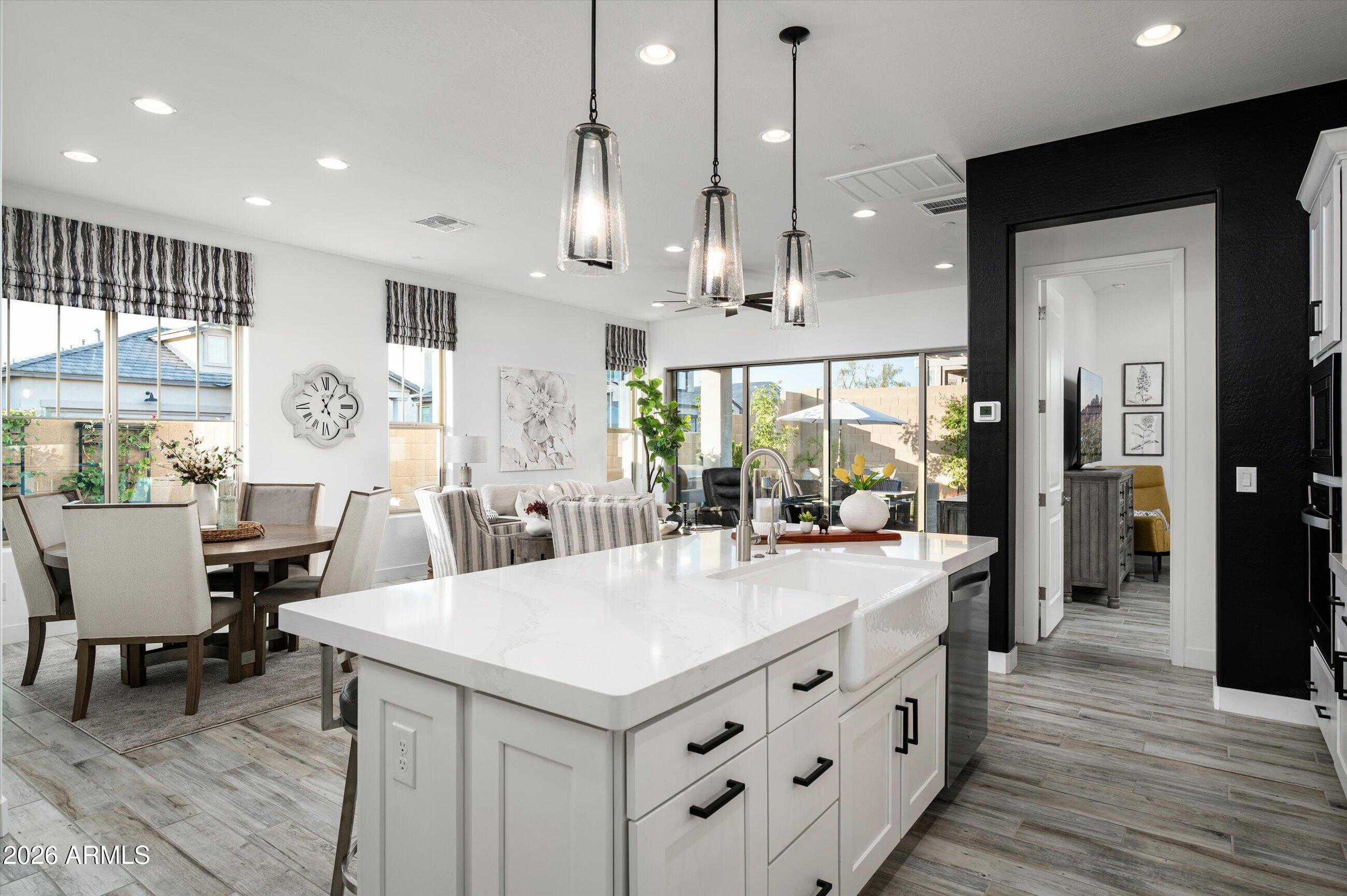 6138 E VIA DEL SOL Drive