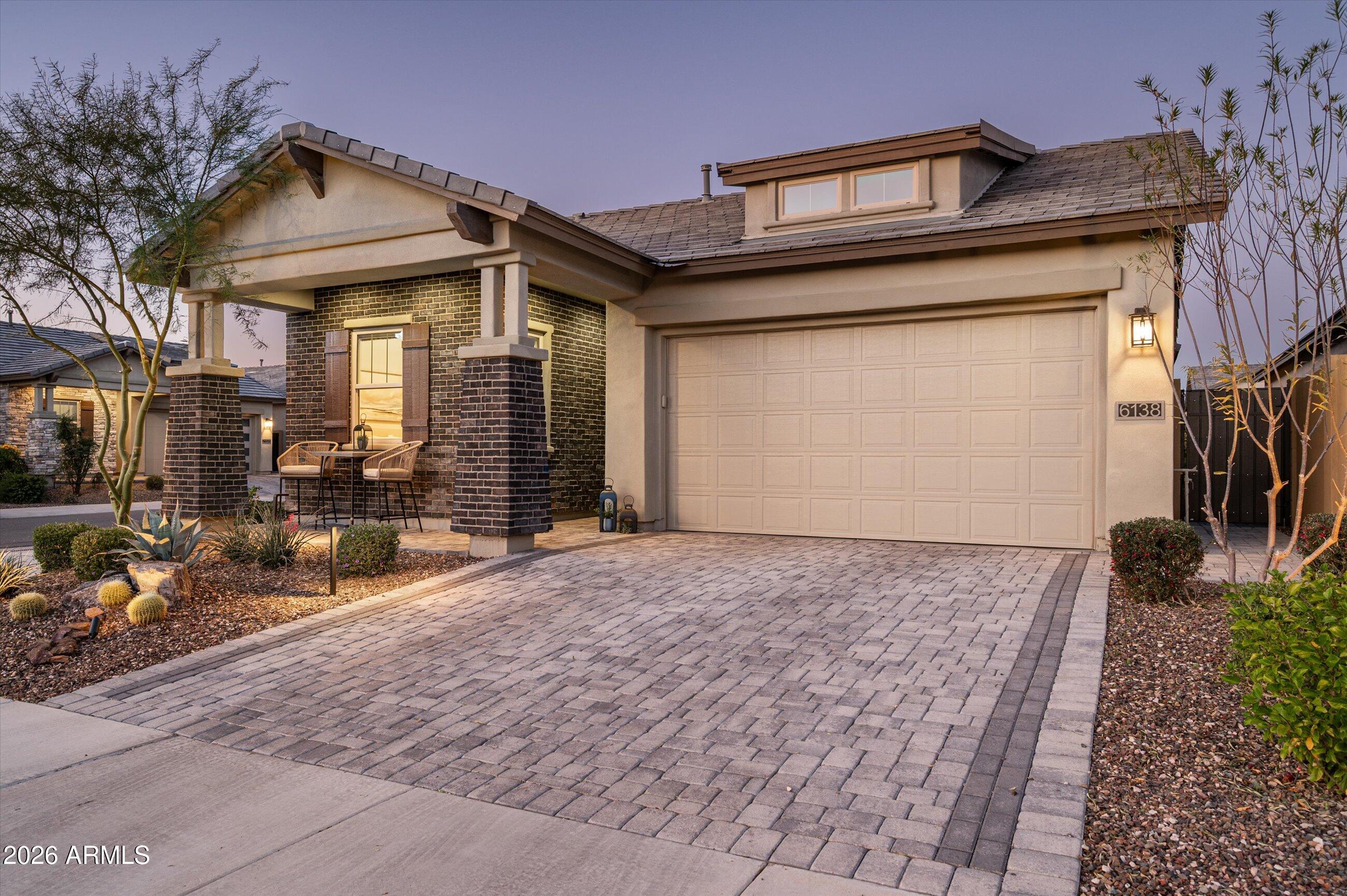 6138 E VIA DEL SOL Drive