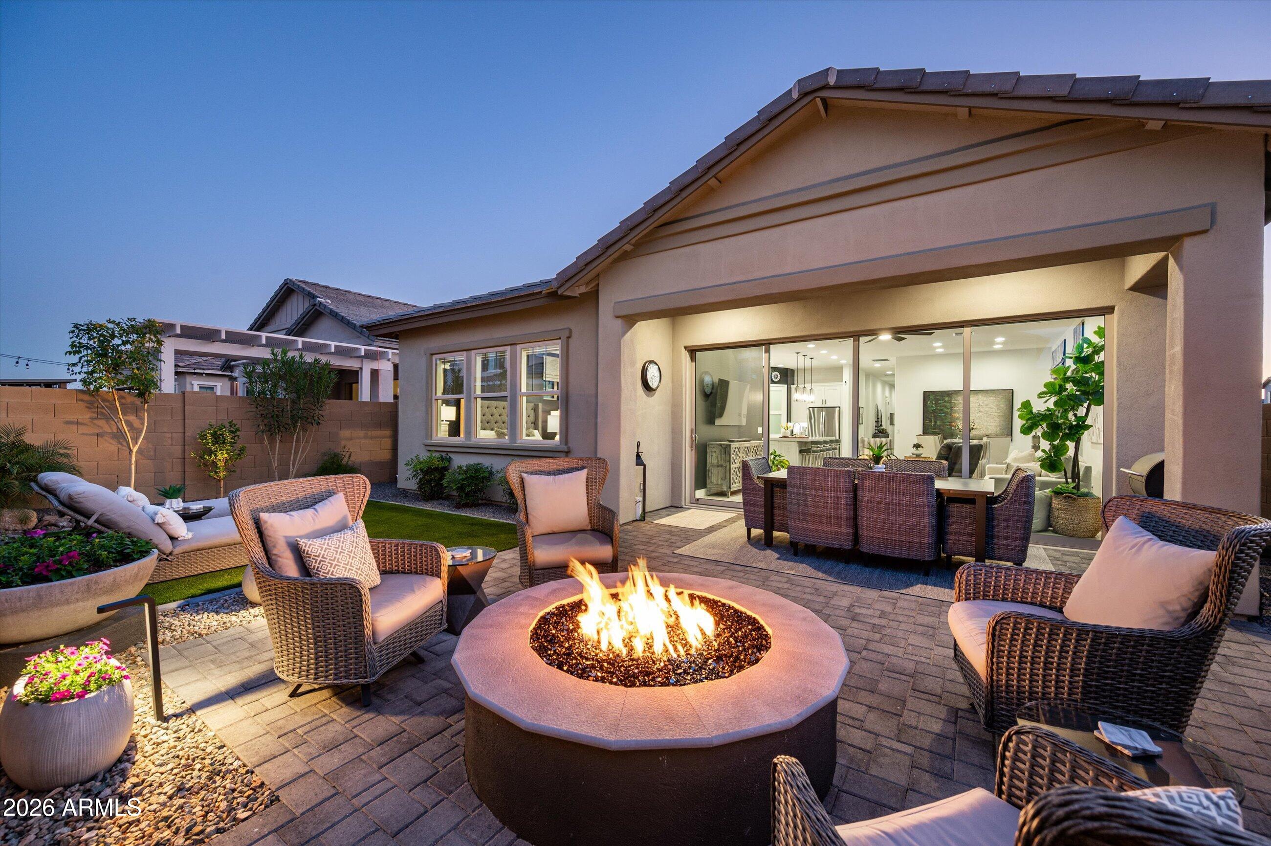 6138 E VIA DEL SOL Drive