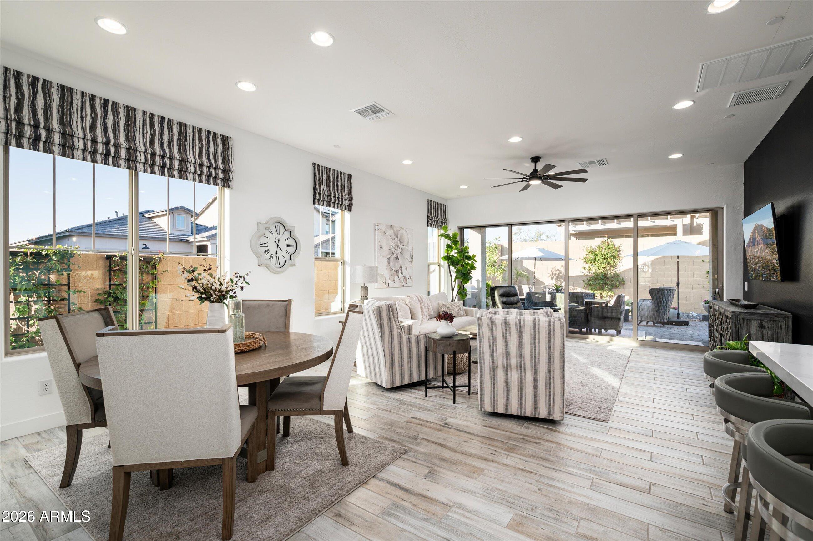 6138 E VIA DEL SOL Drive
