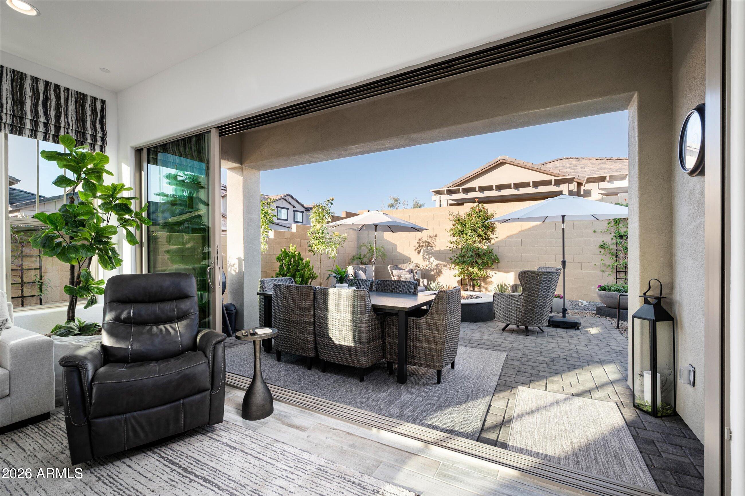 6138 E VIA DEL SOL Drive