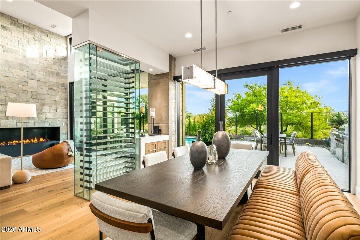 37200 N CAVE CREEK Road 1019