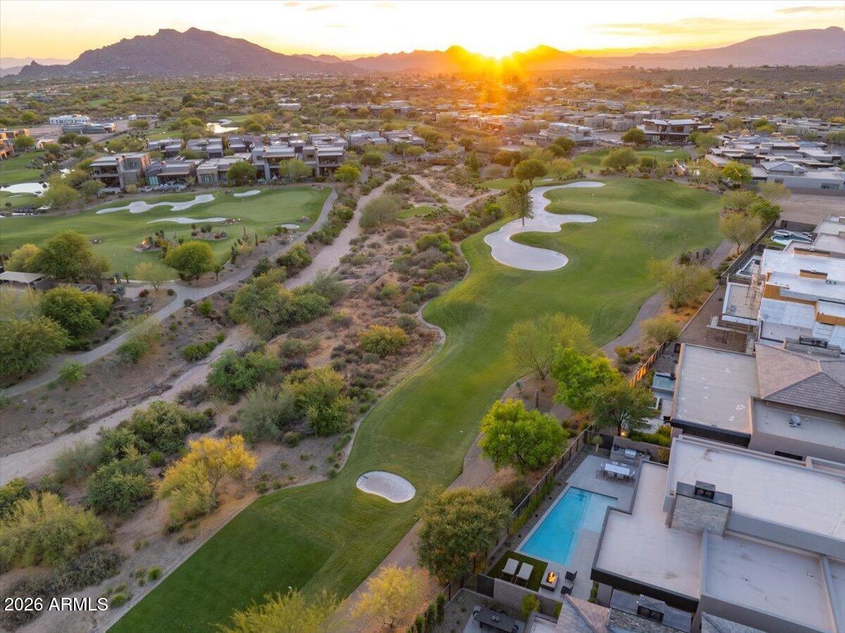 37200 N CAVE CREEK Road 1019