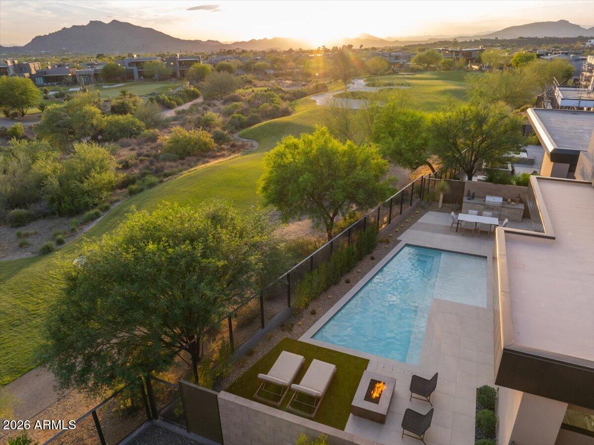 37200 N CAVE CREEK Road 1019