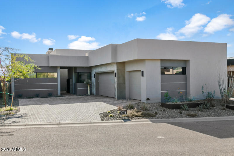 37200 N CAVE CREEK Road 1019