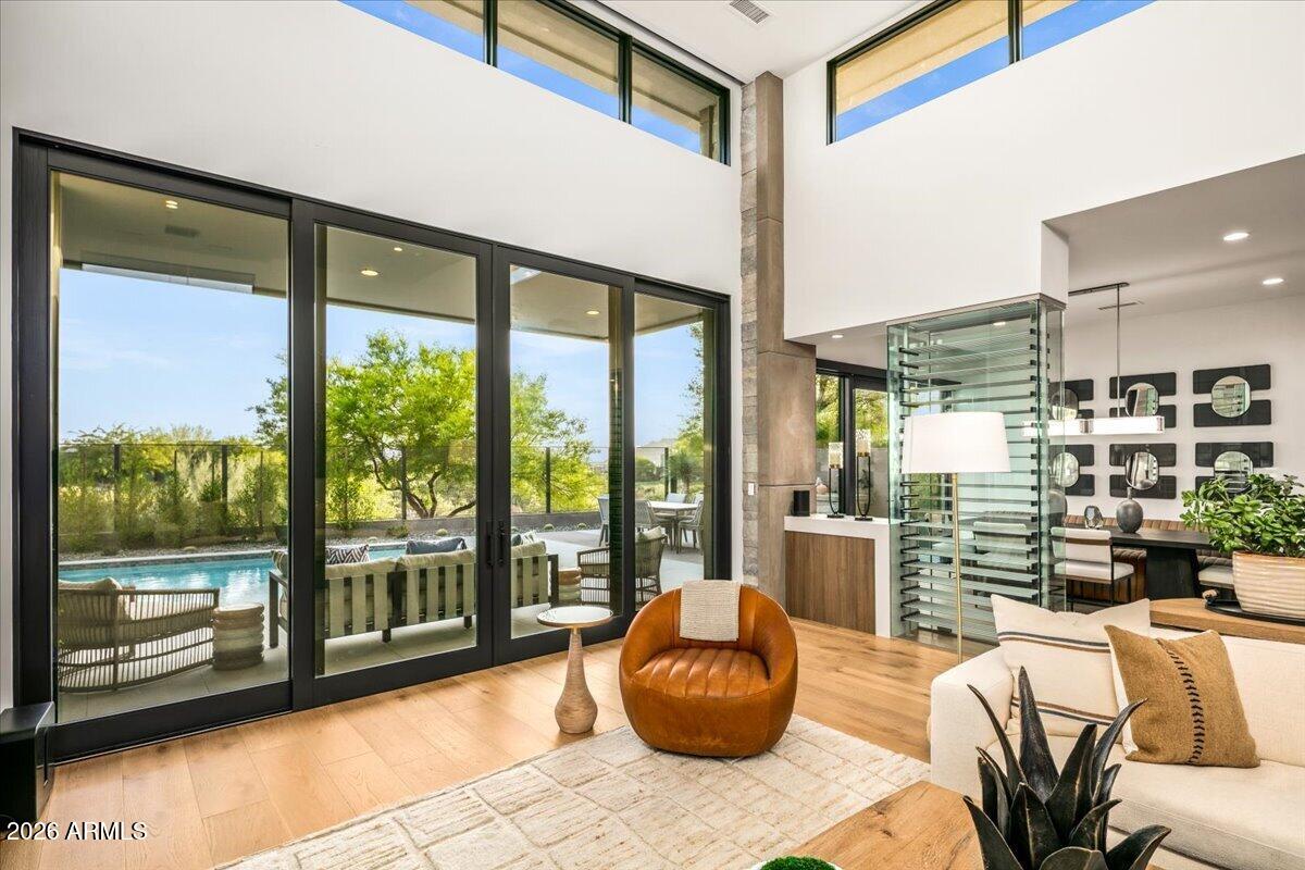 37200 N CAVE CREEK Road 1019