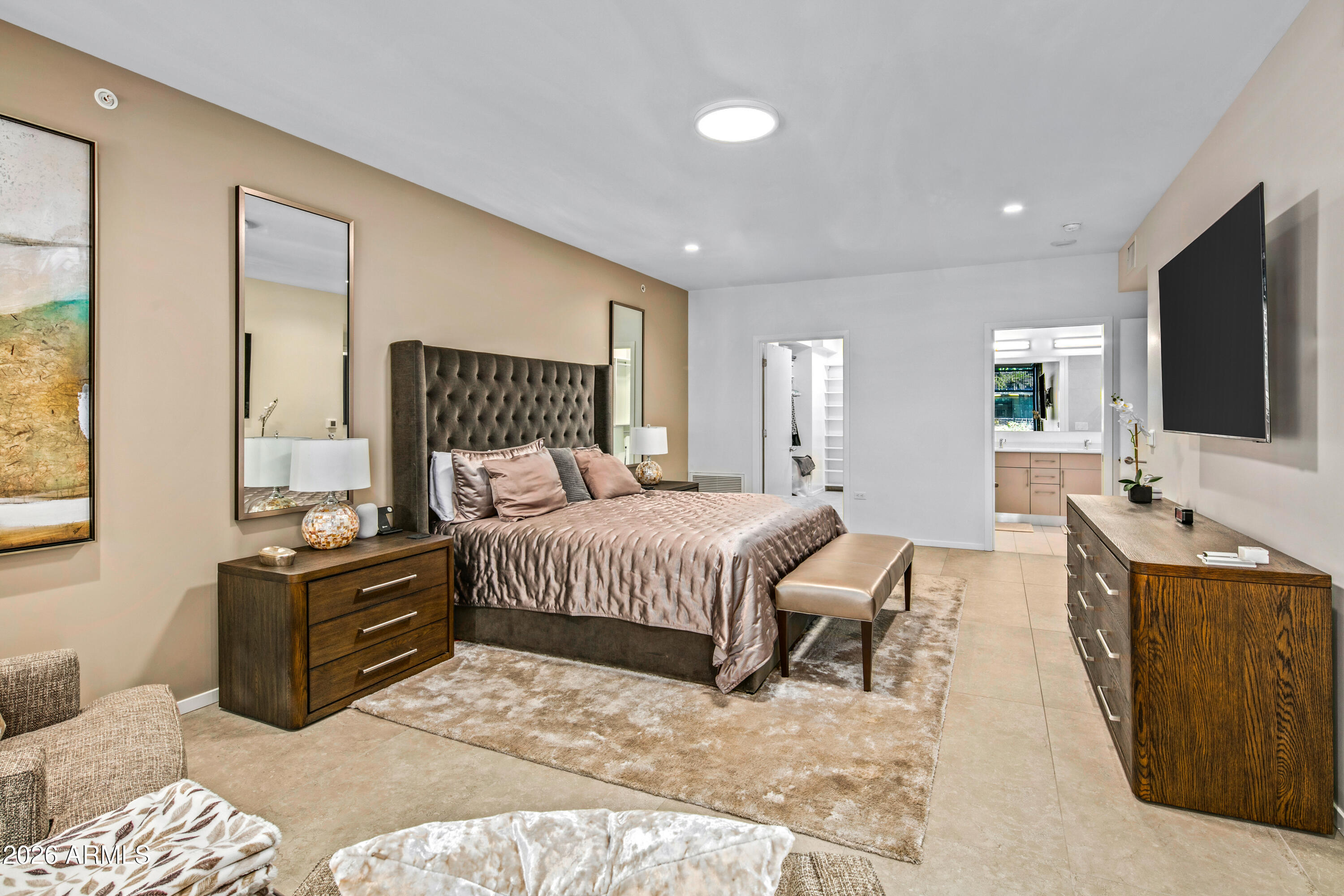 7180 E Kierland Boulevard 305