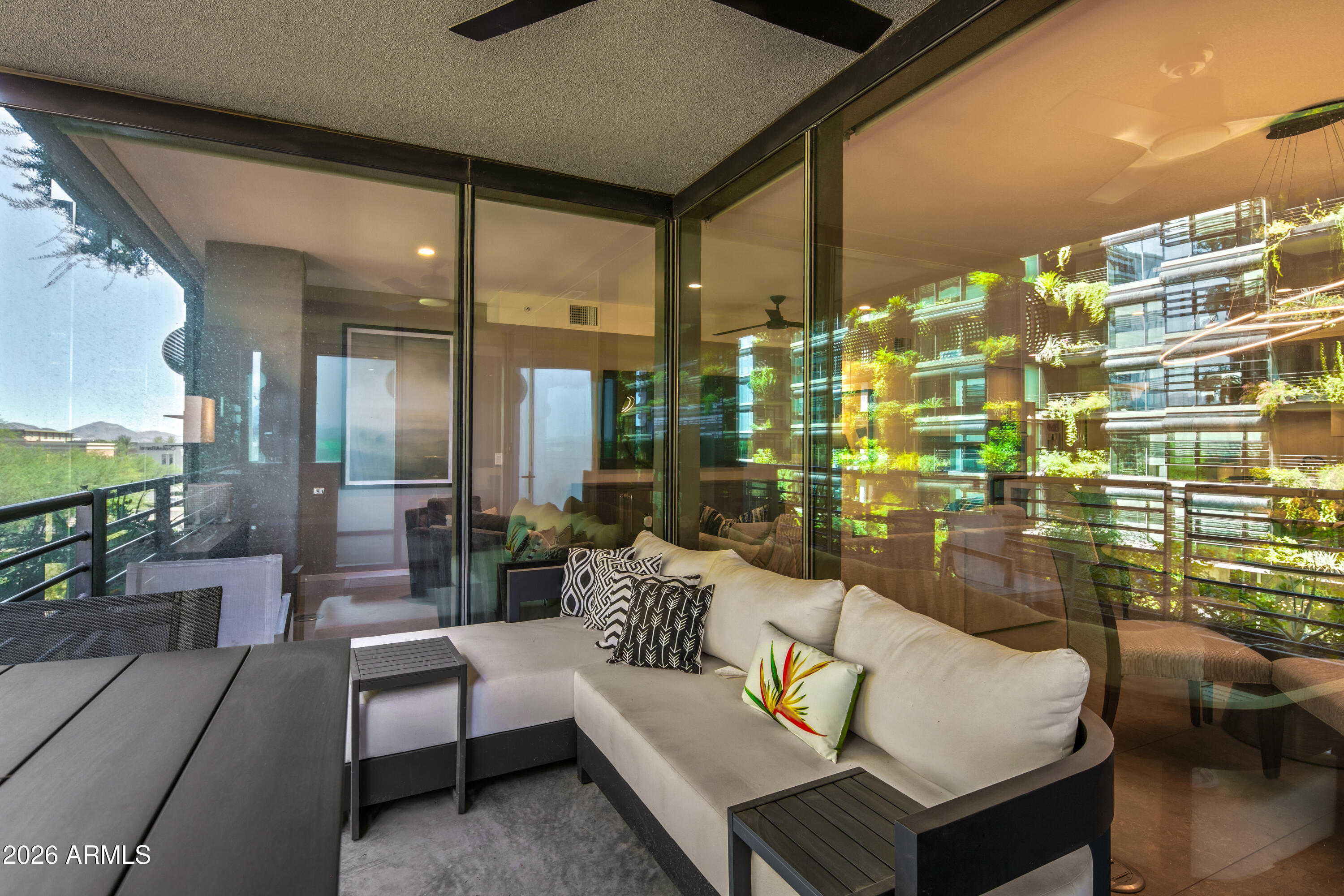 7180 E Kierland Boulevard 305
