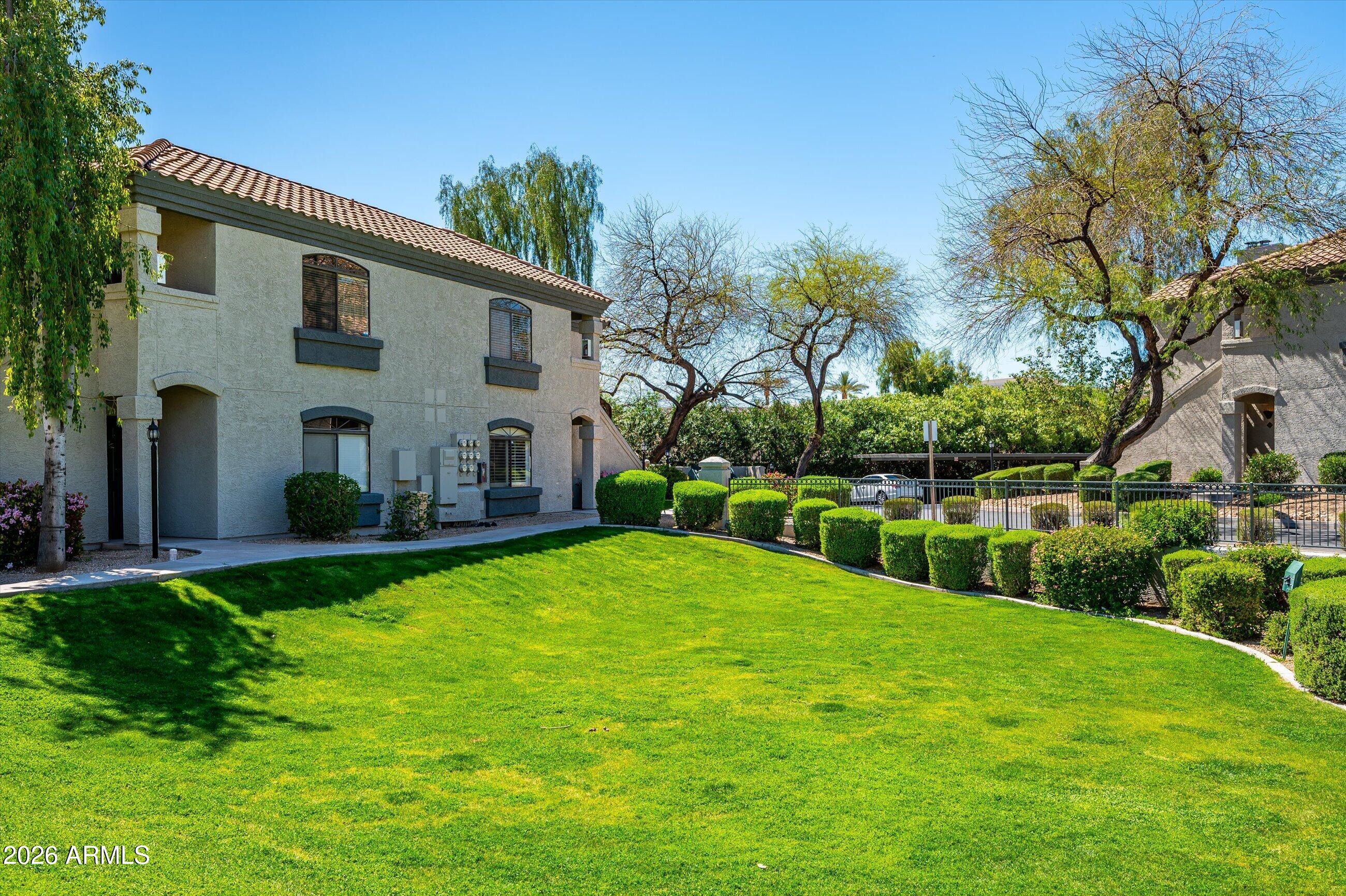 15095 N THOMPSON PEAK Parkway 1061