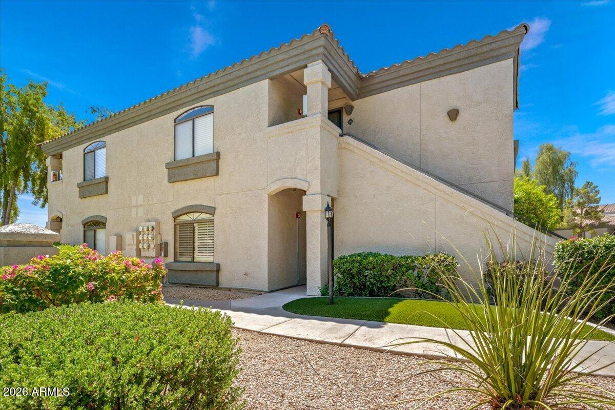 15095 N THOMPSON PEAK Parkway 1061