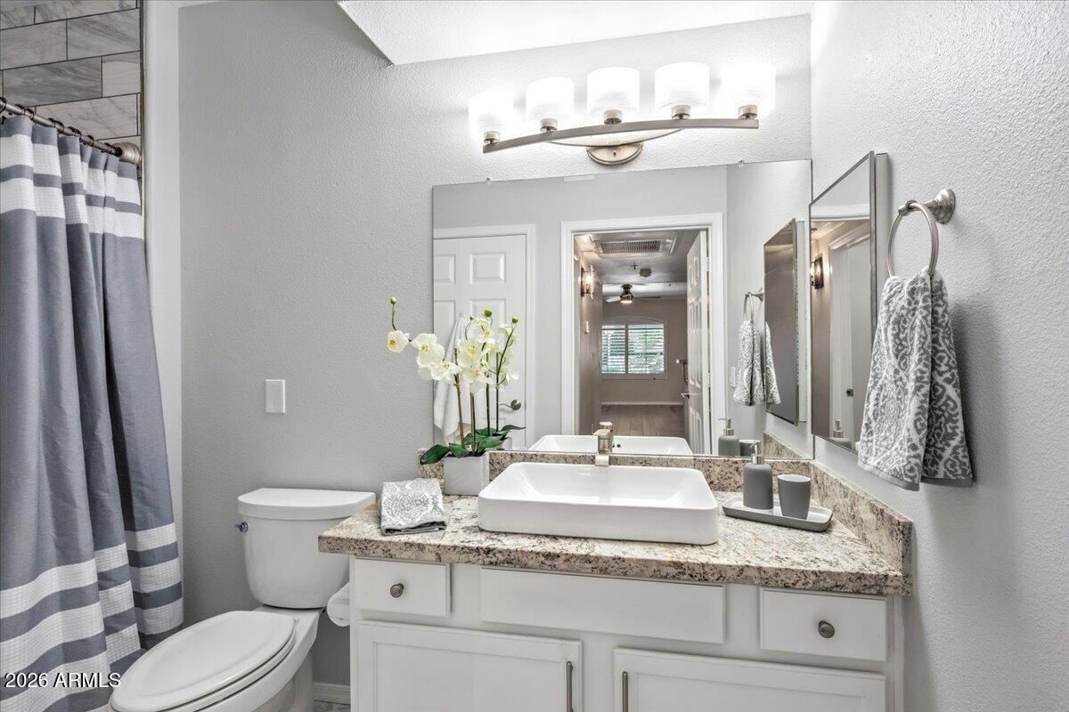 15095 N THOMPSON PEAK Parkway 1061