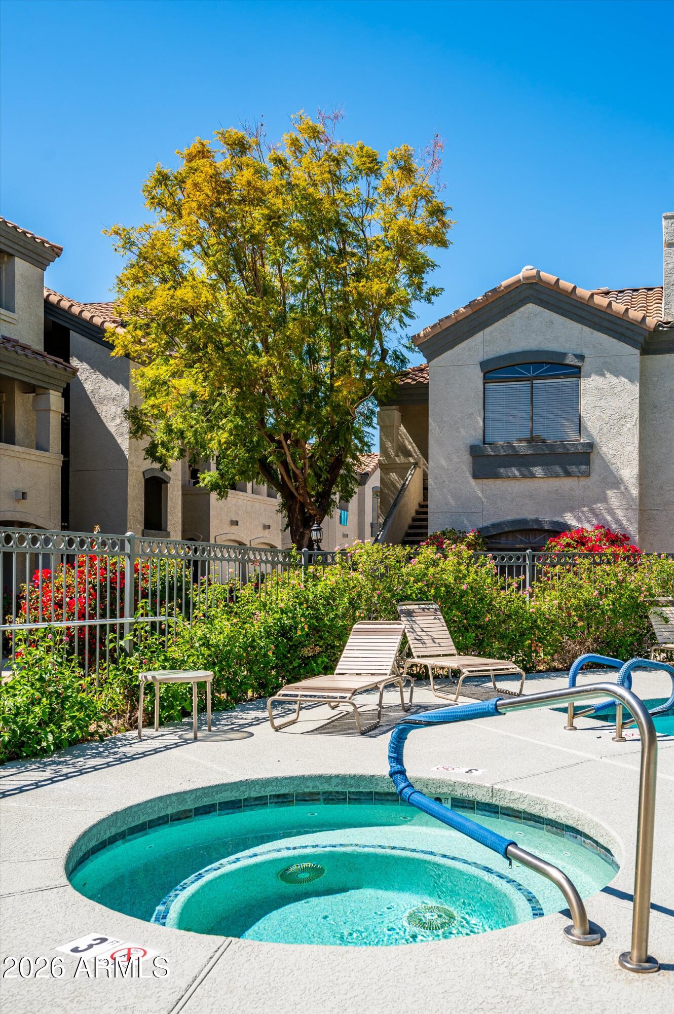 15095 N THOMPSON PEAK Parkway 1061