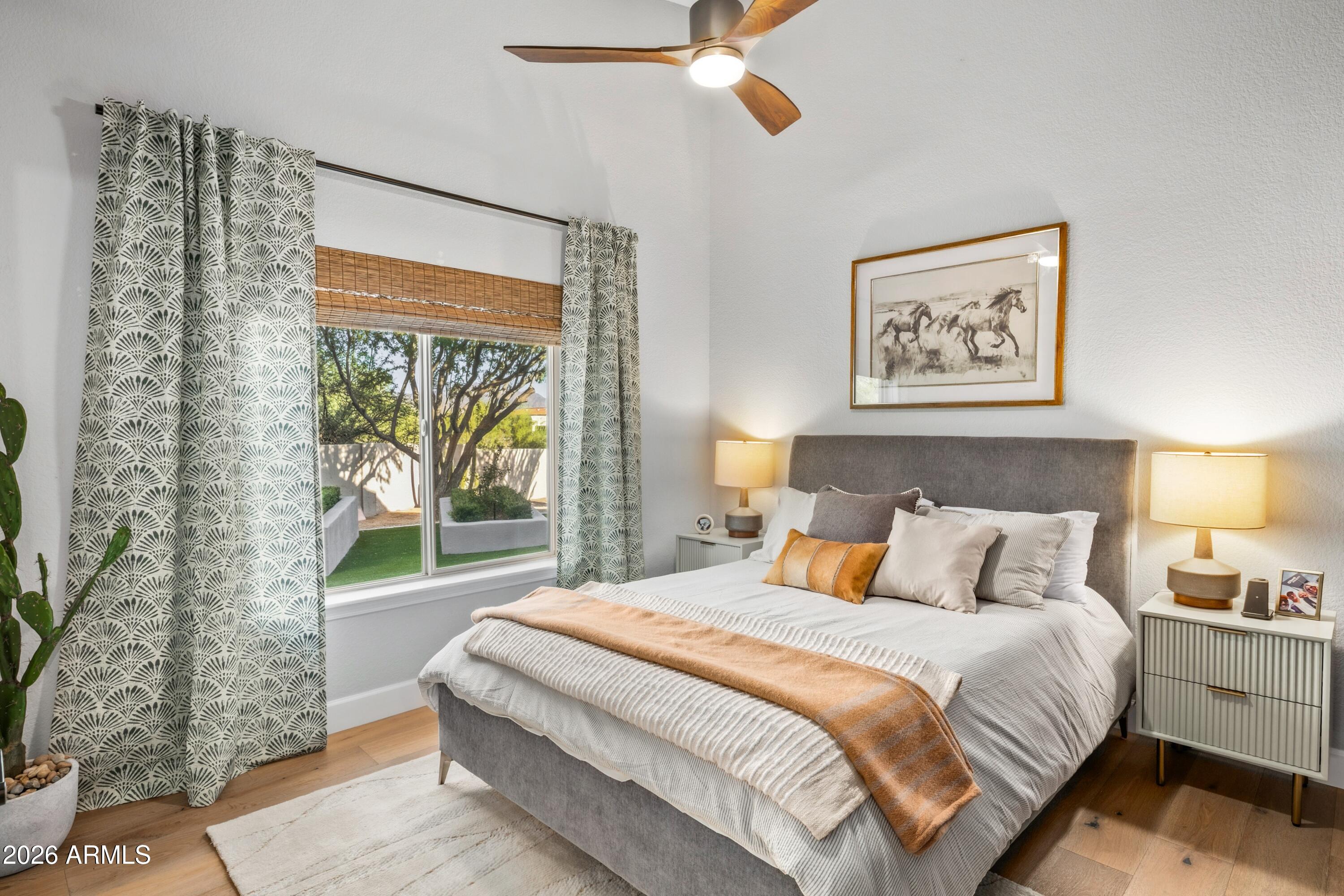 8667 E LARIAT Lane