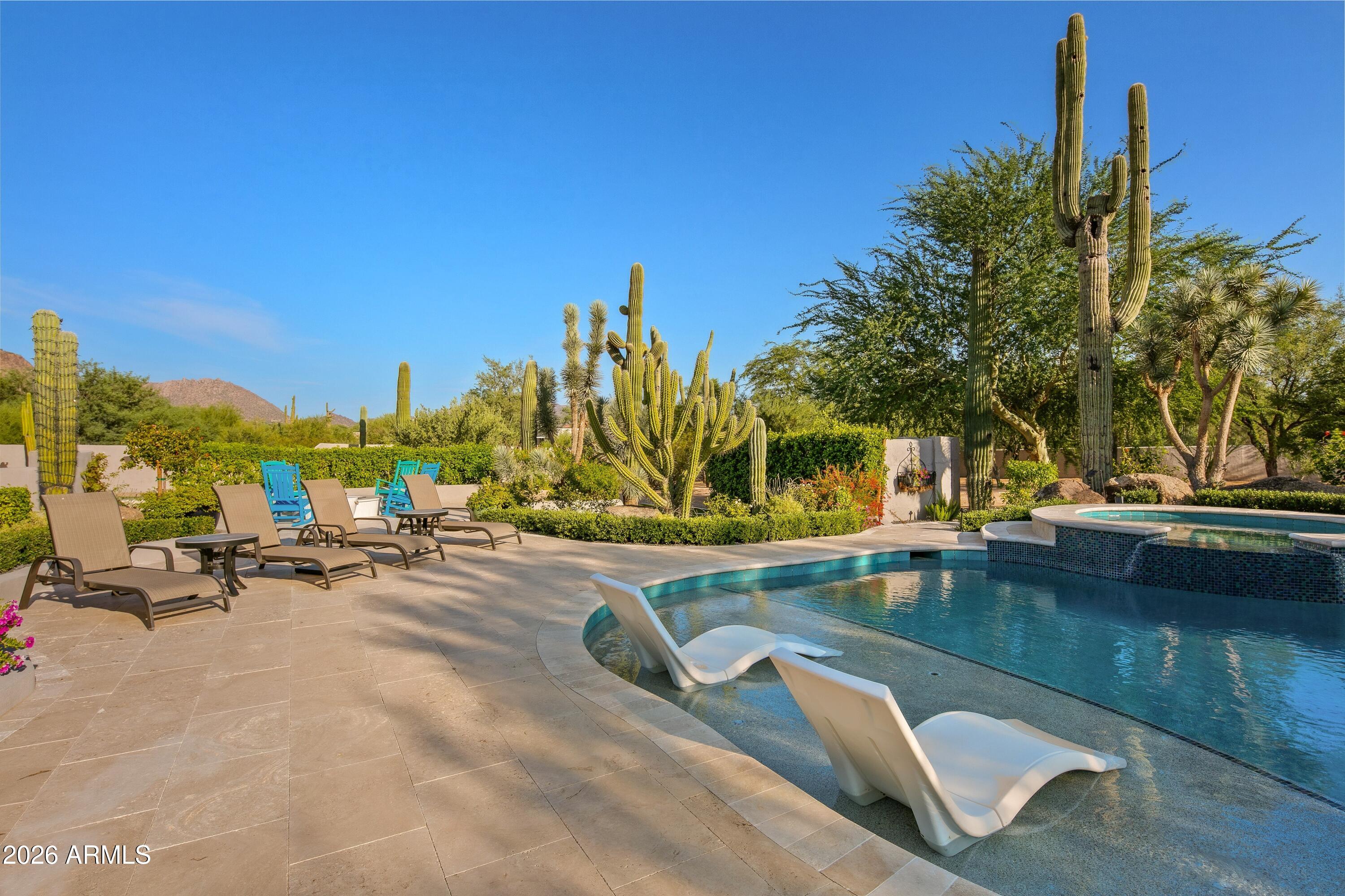 8667 E LARIAT Lane