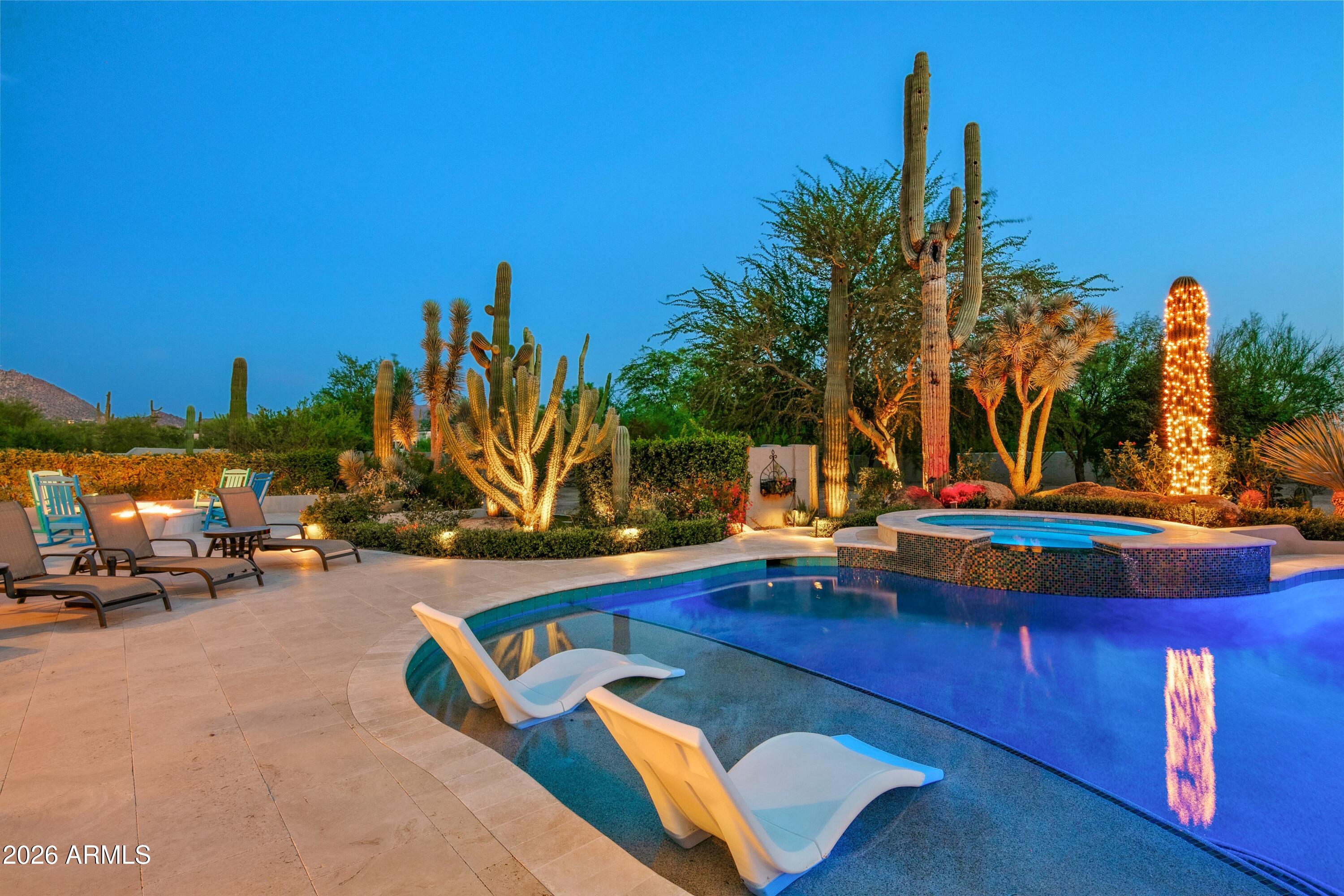 8667 E LARIAT Lane