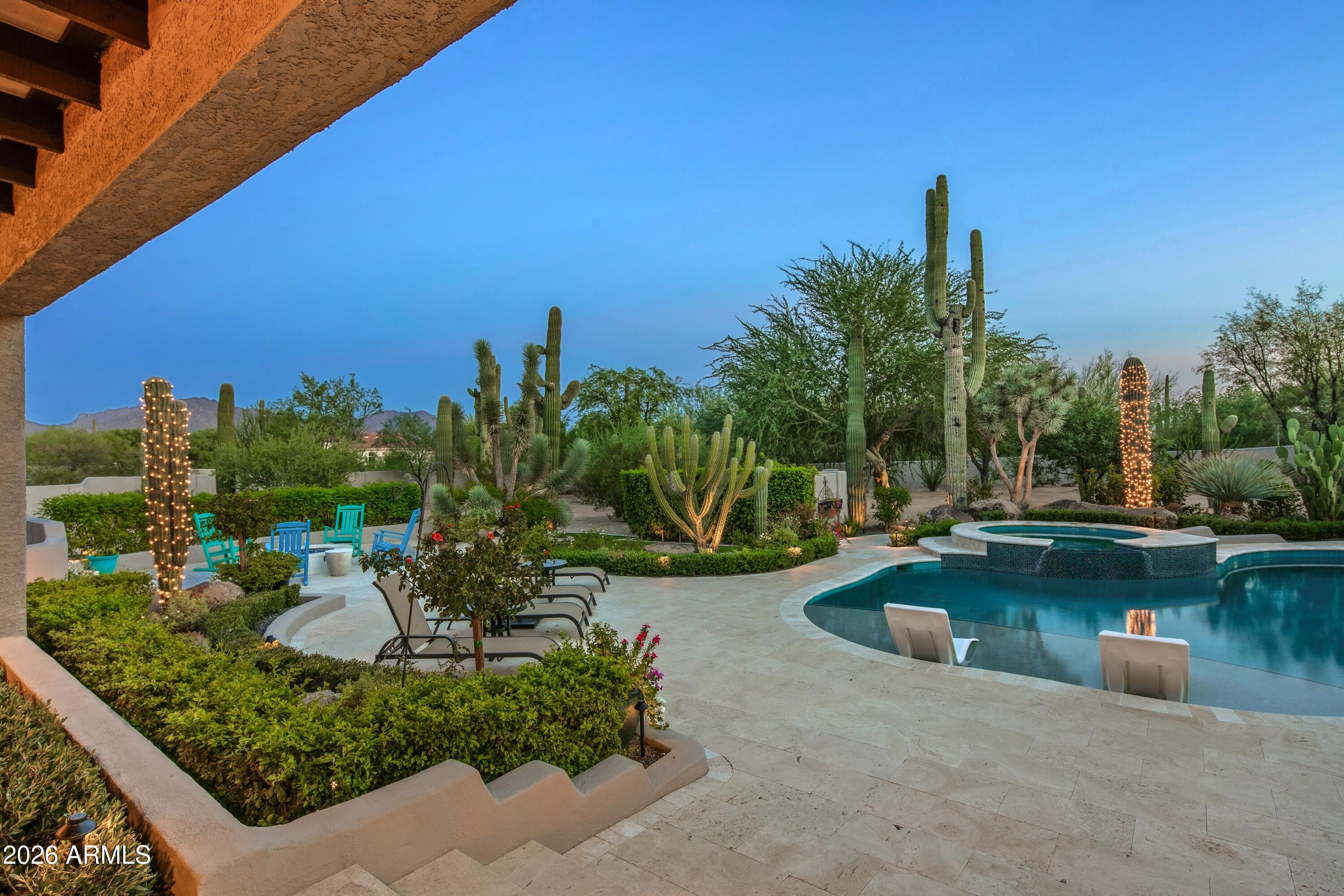 8667 E LARIAT Lane