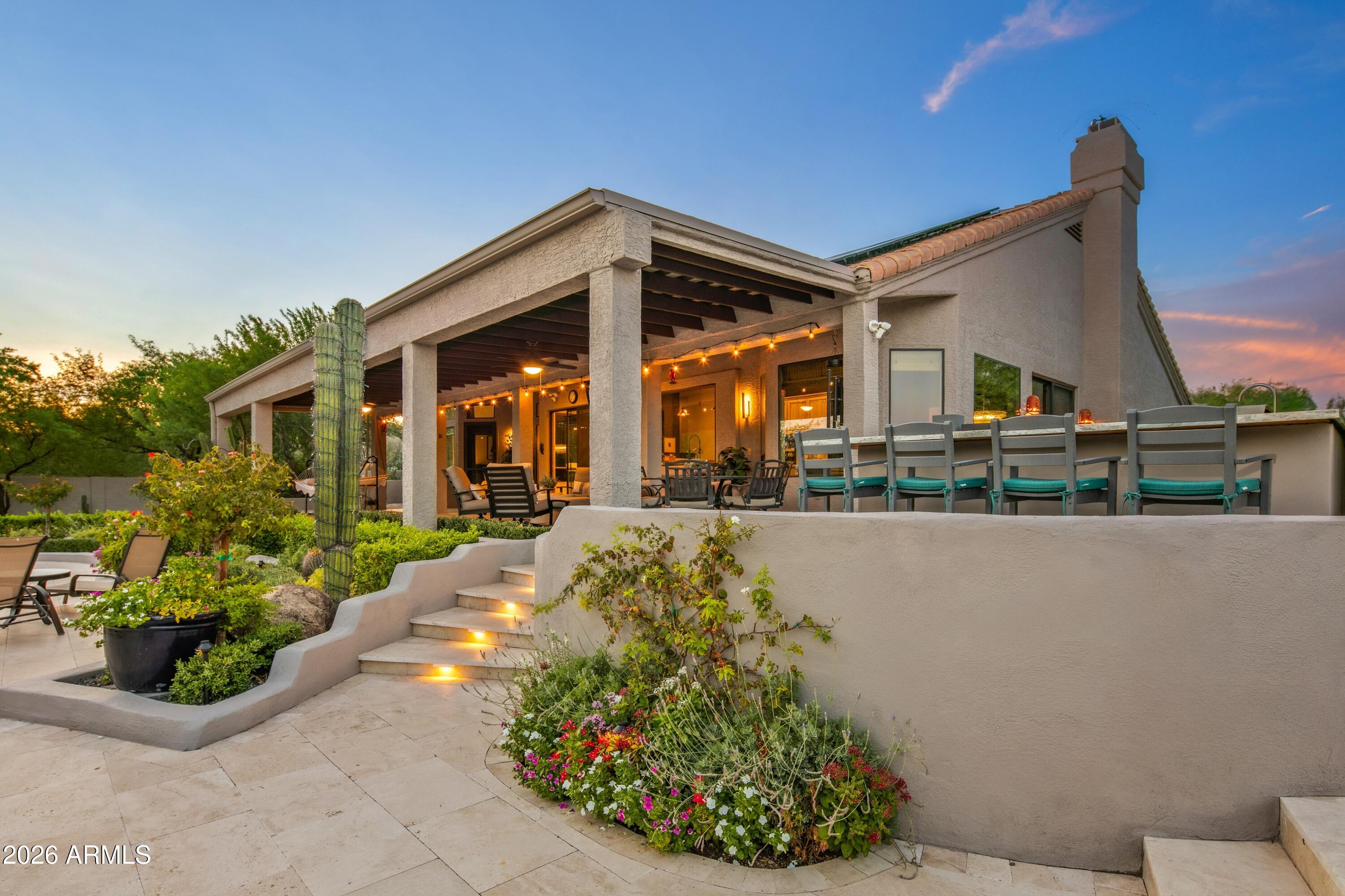 8667 E LARIAT Lane