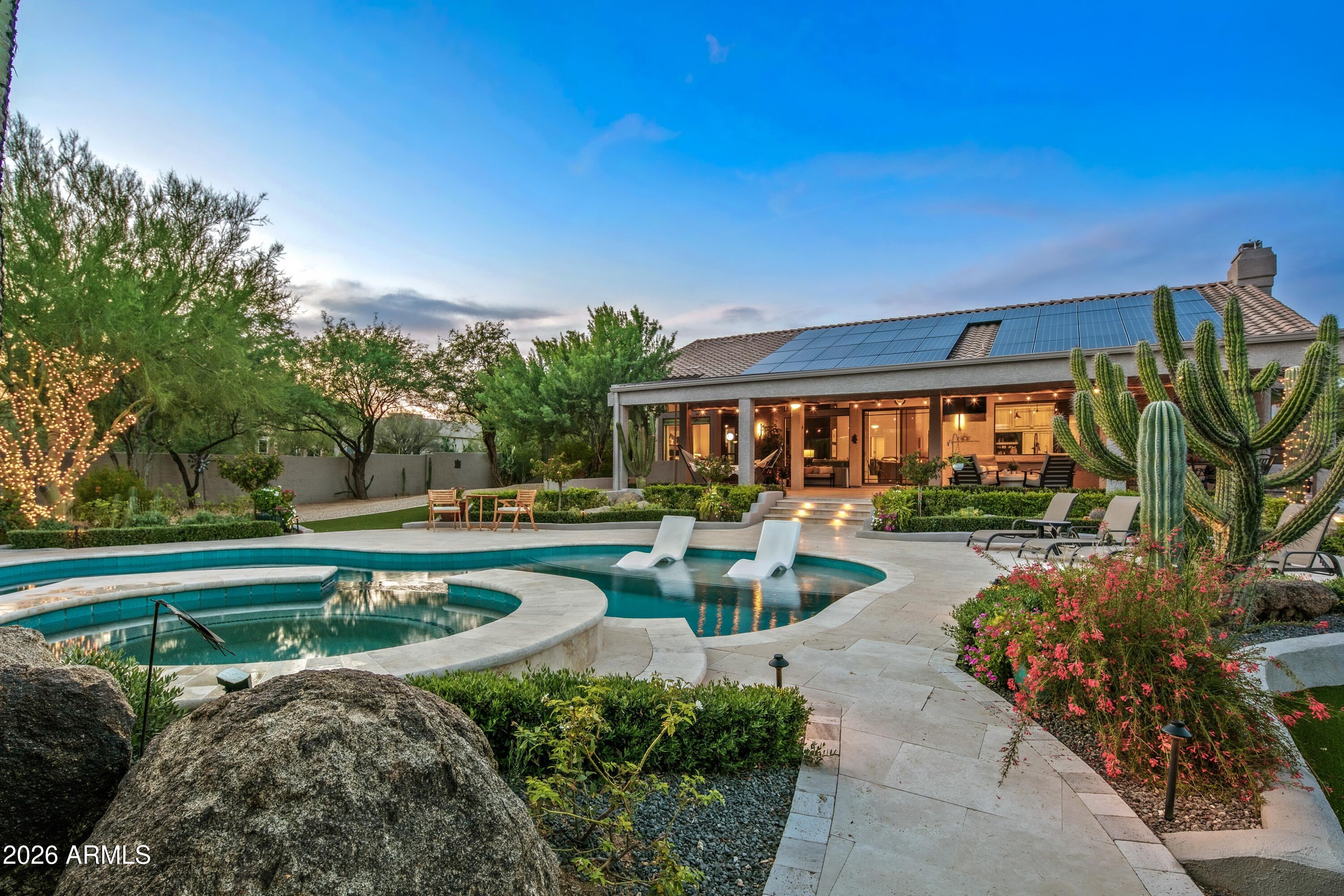 8667 E LARIAT Lane