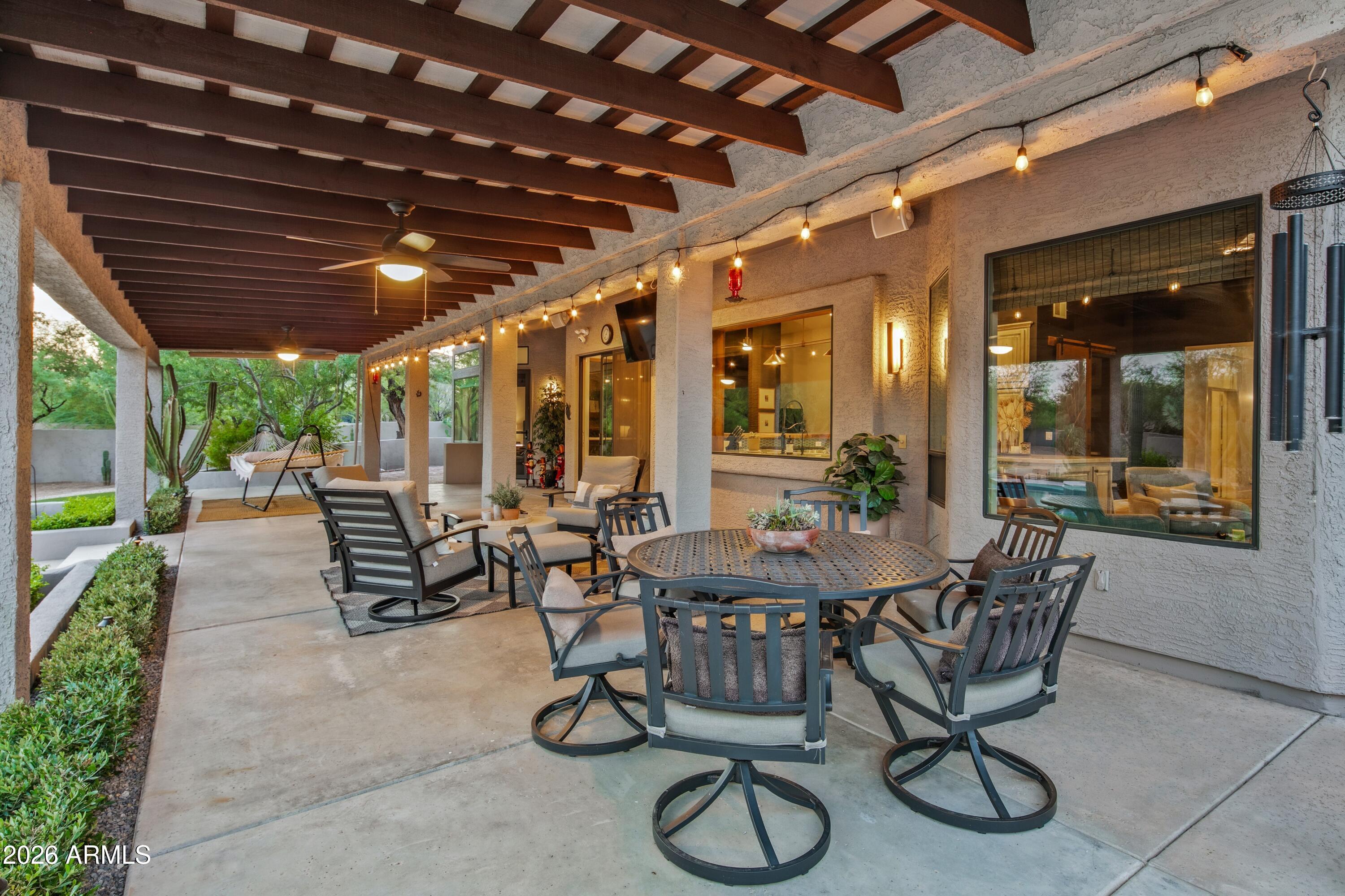 8667 E LARIAT Lane