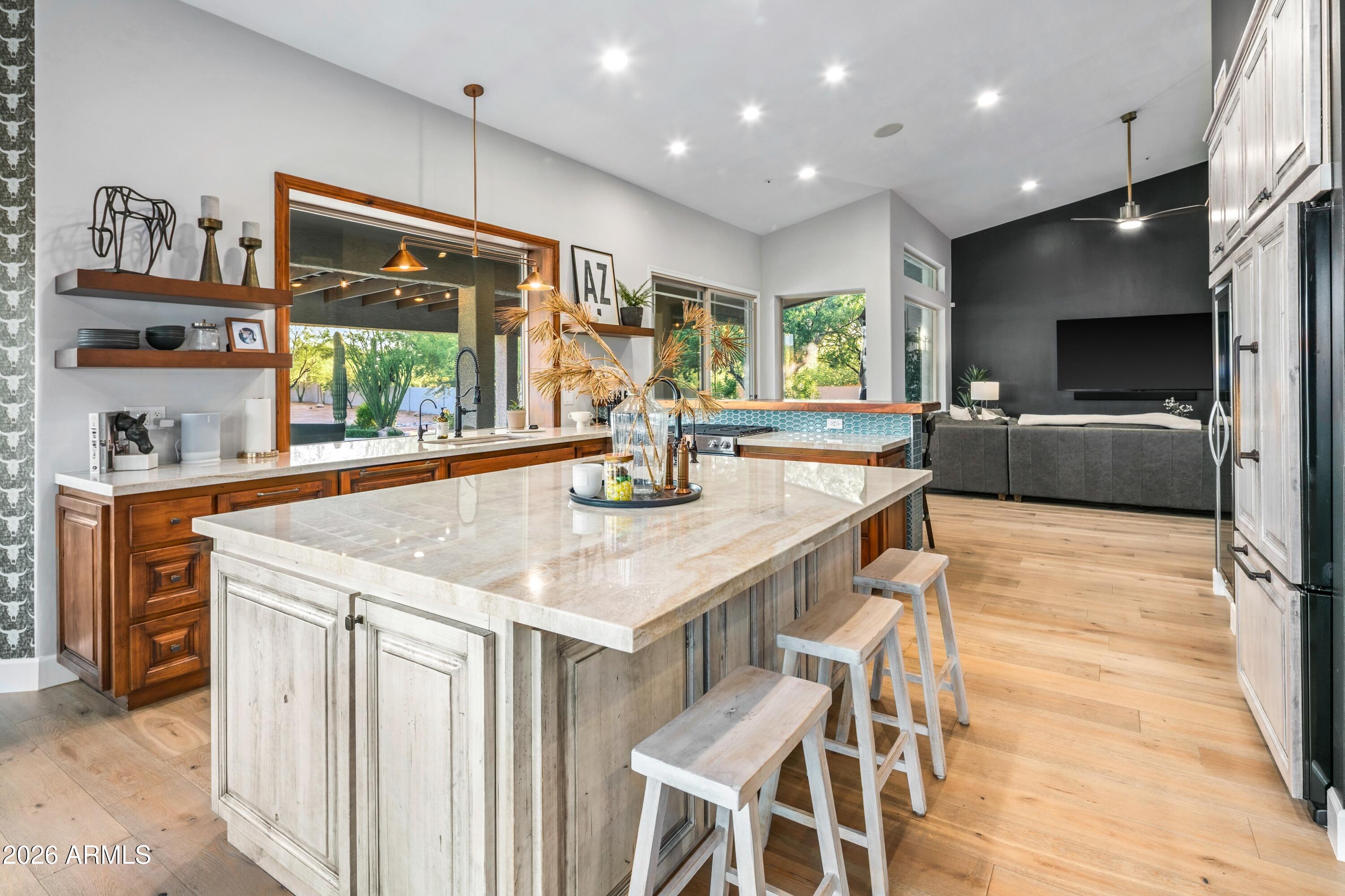 8667 E LARIAT Lane
