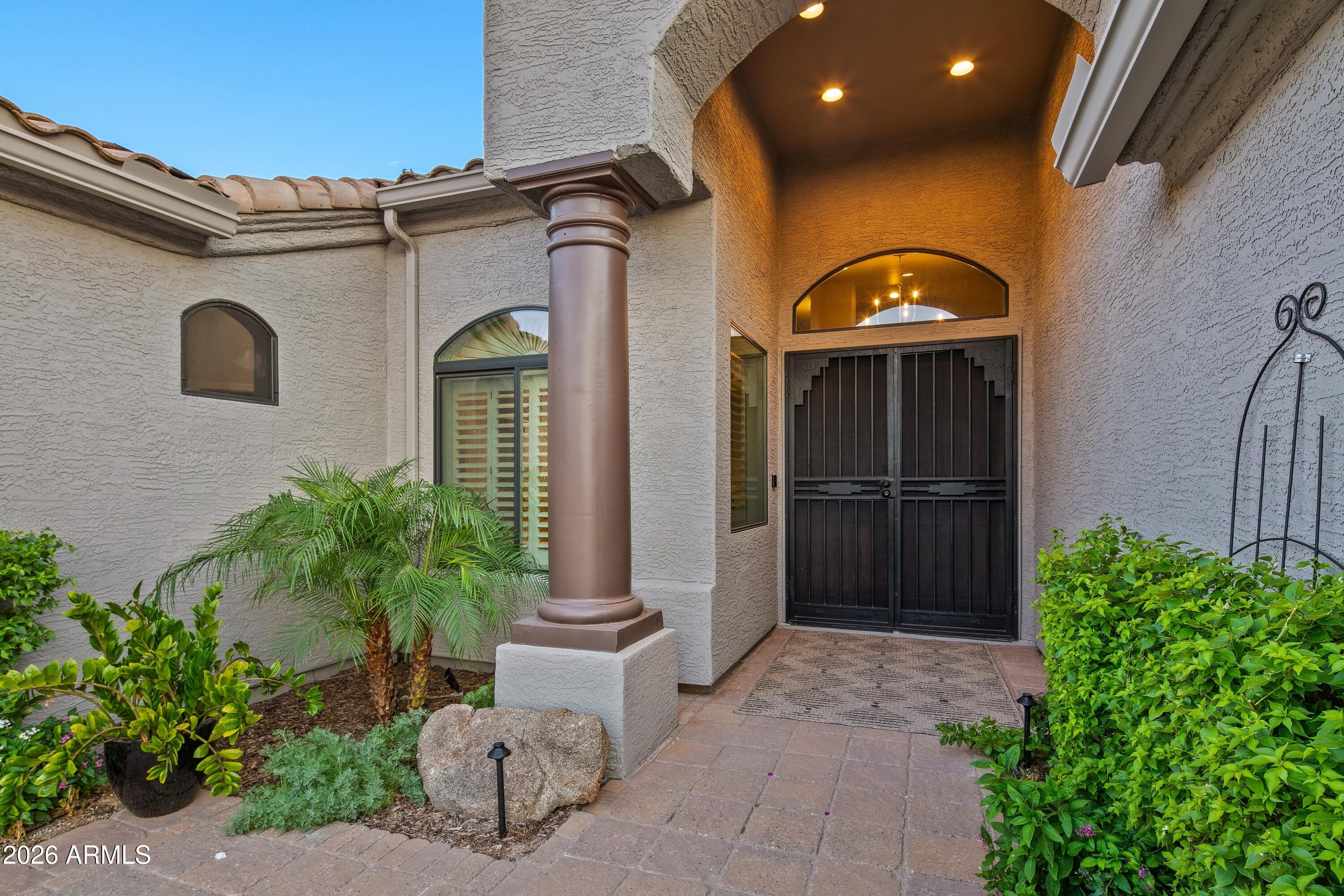 8667 E LARIAT Lane