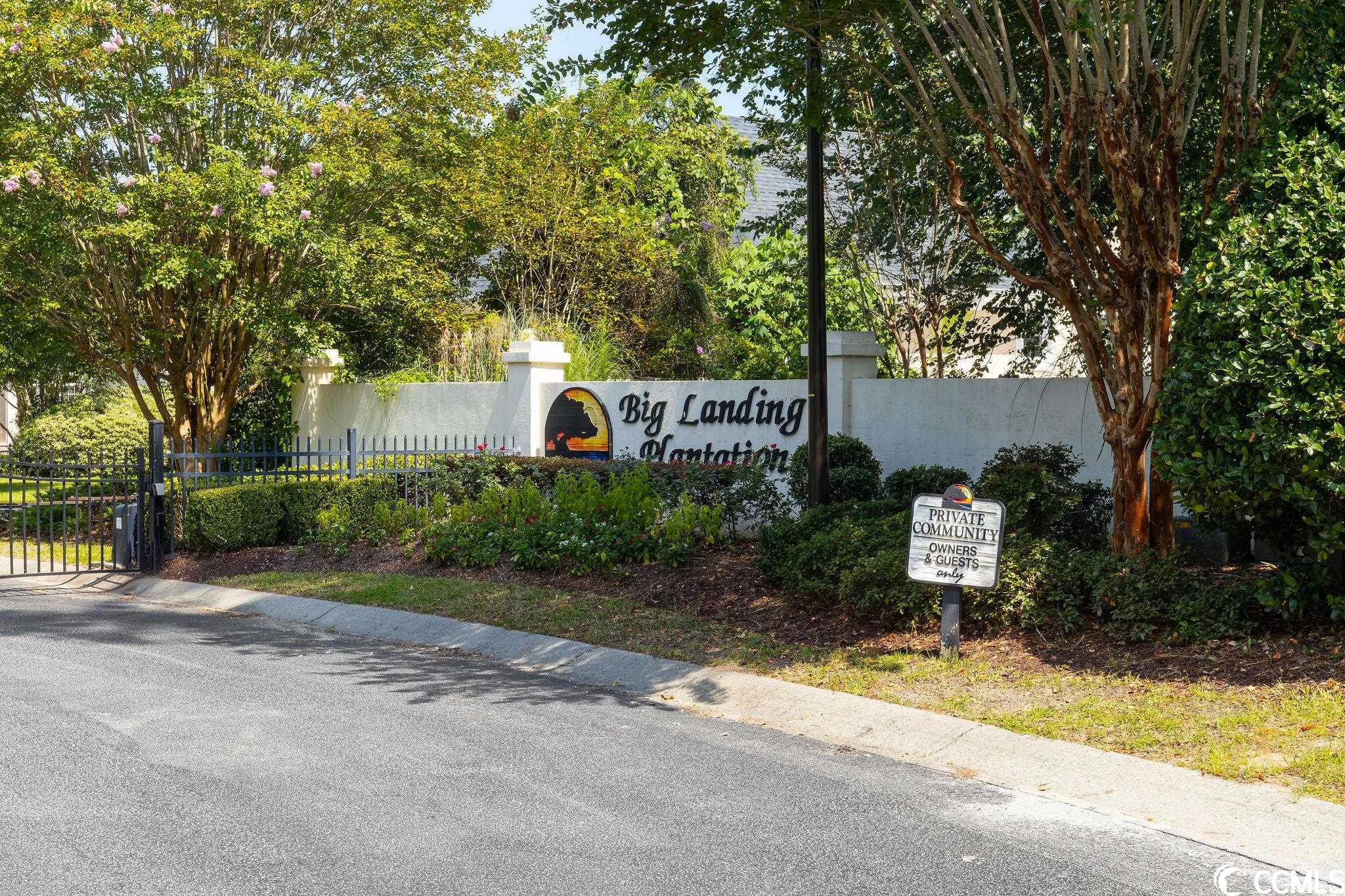 2263 Spanish Moss Ct.