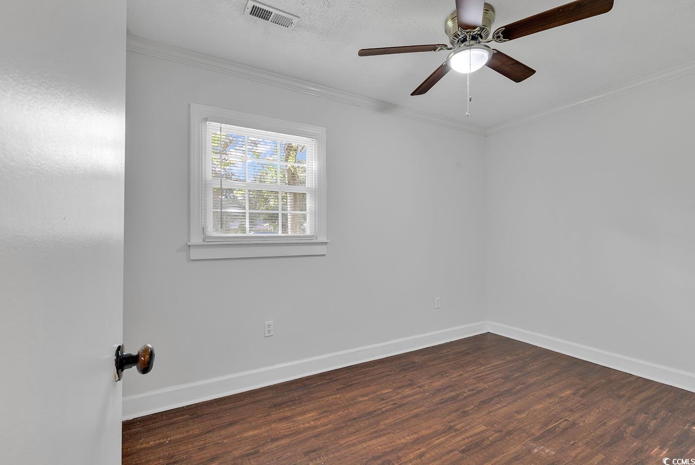 618 Gumbo Limbo Ln.