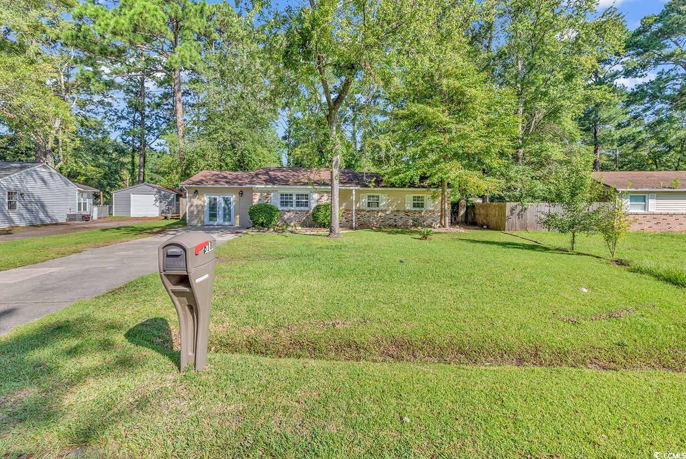 618 Gumbo Limbo Ln.