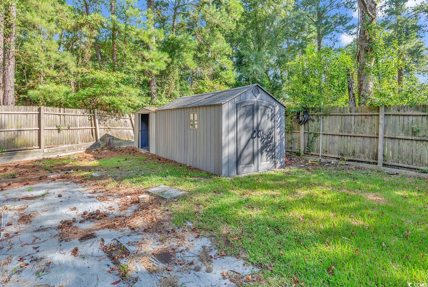 618 Gumbo Limbo Ln.