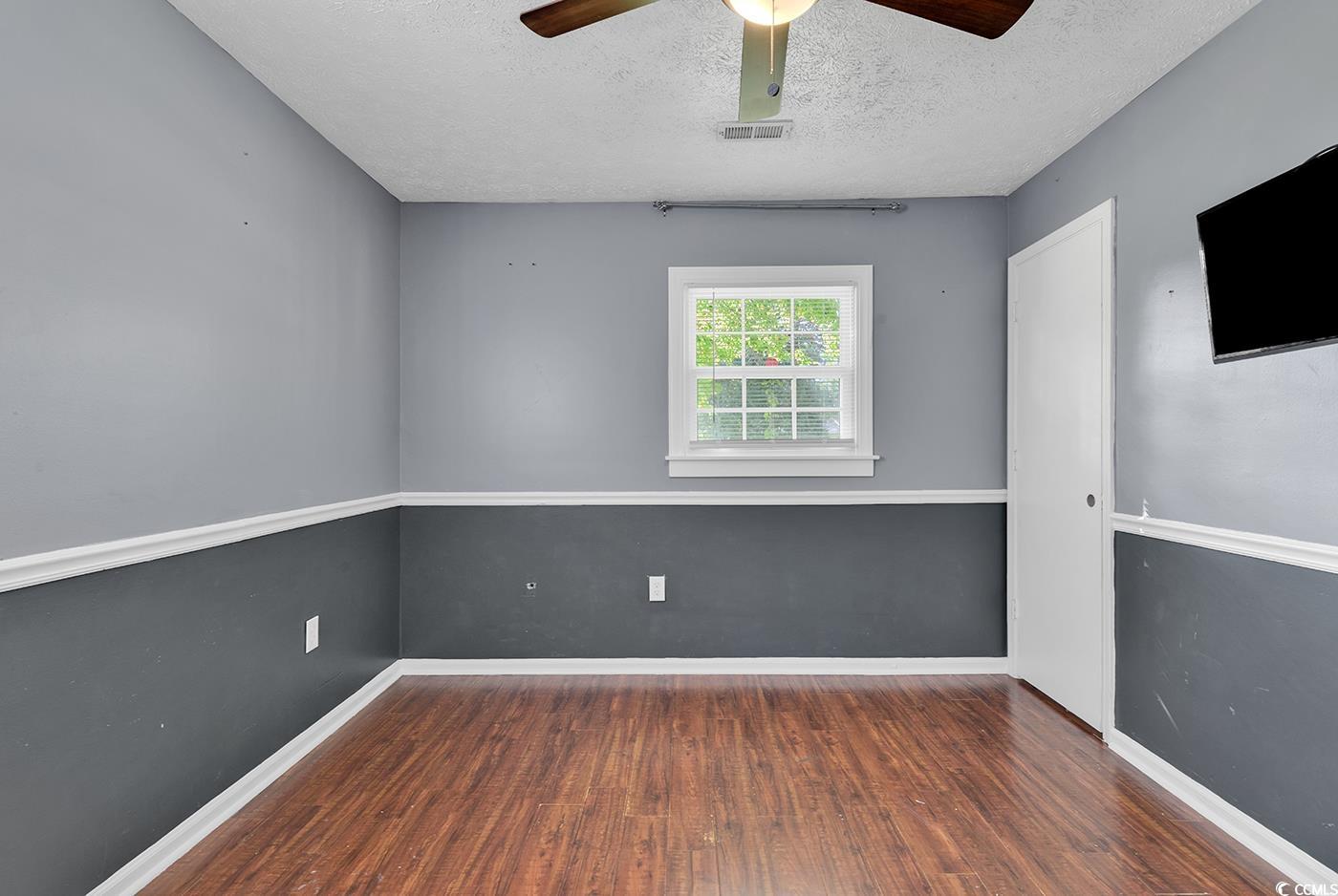 618 Gumbo Limbo Ln.