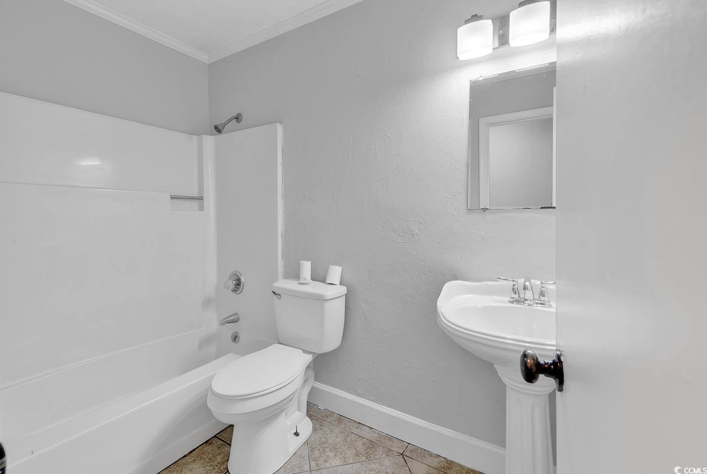 618 Gumbo Limbo Ln.