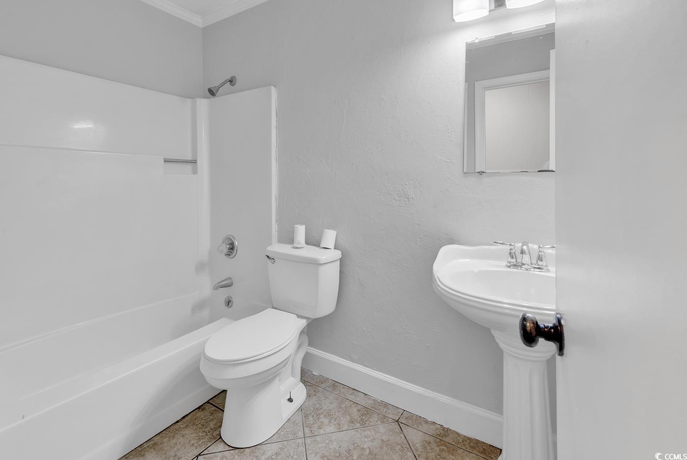 618 Gumbo Limbo Ln.