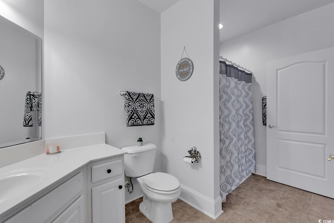 2180 Waterview Dr. Unit: 621