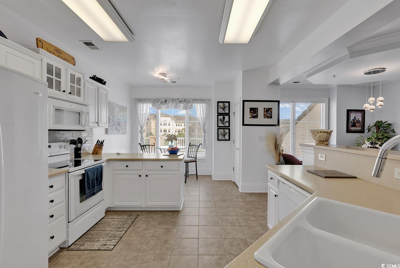 2180 Waterview Dr. Unit: 621